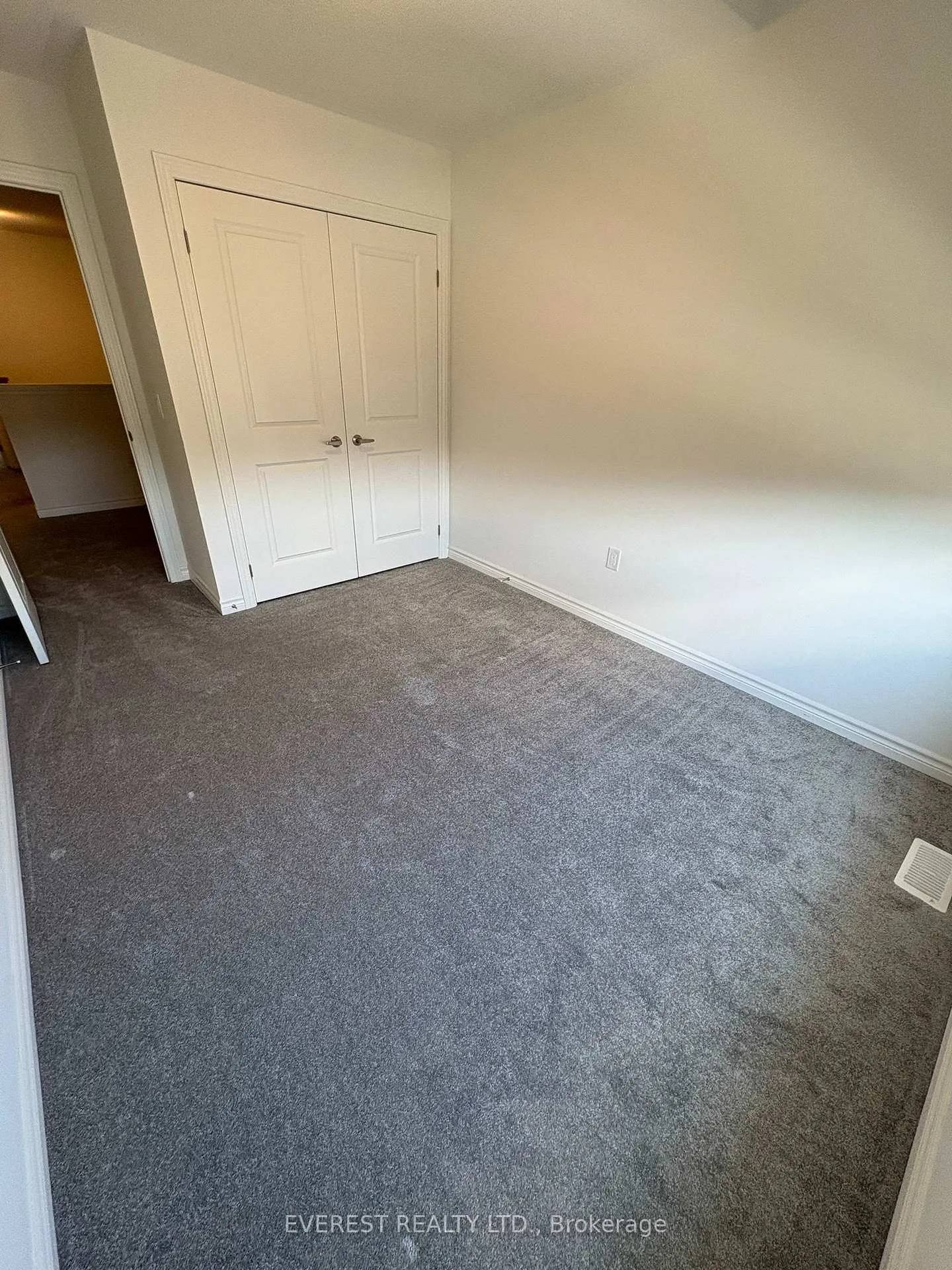 Photo 16 of 14 Daisy Street, Springwater, Minesing — HOMEH