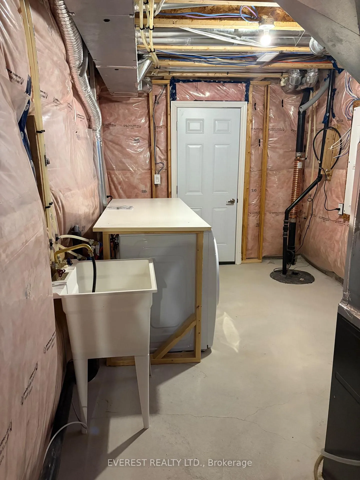Photo 36 of 14 Daisy Street, Springwater, Minesing — HOMEH