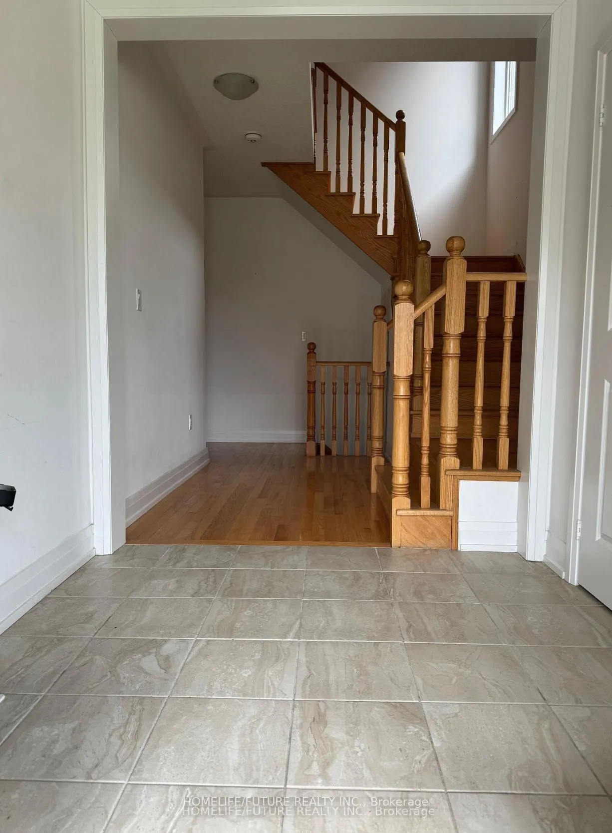 Photo 2 of Unit Main, 43 Brabin Circle, Whitby, Rural Whitby — HOMEH