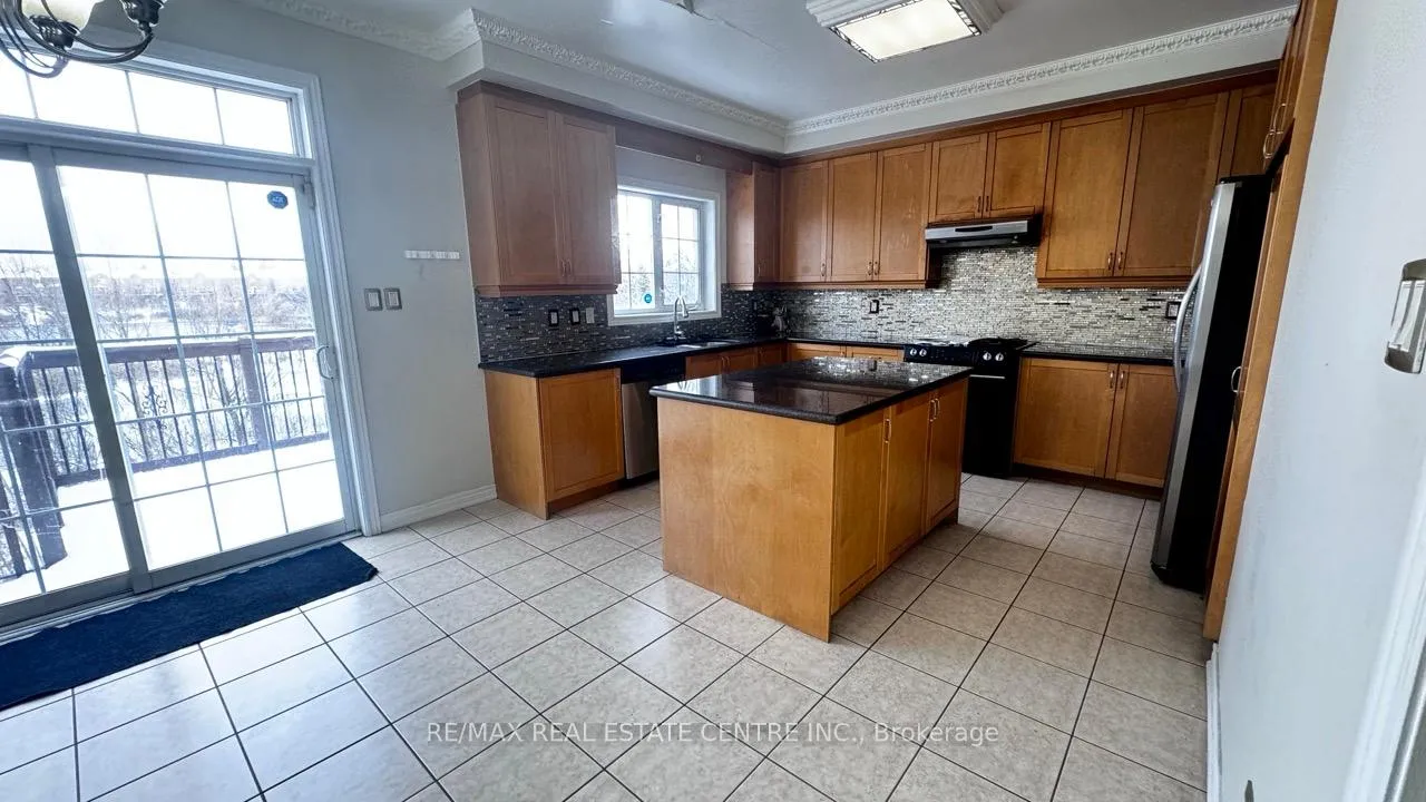 Photo 12 of Unit Main, 56 Southlake Boulevard, Brampton, Madoc — HOMEH