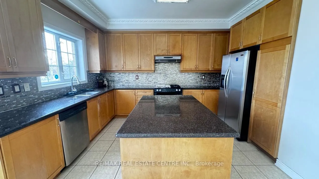 Photo 15 of Unit Main, 56 Southlake Boulevard, Brampton, Madoc — HOMEH