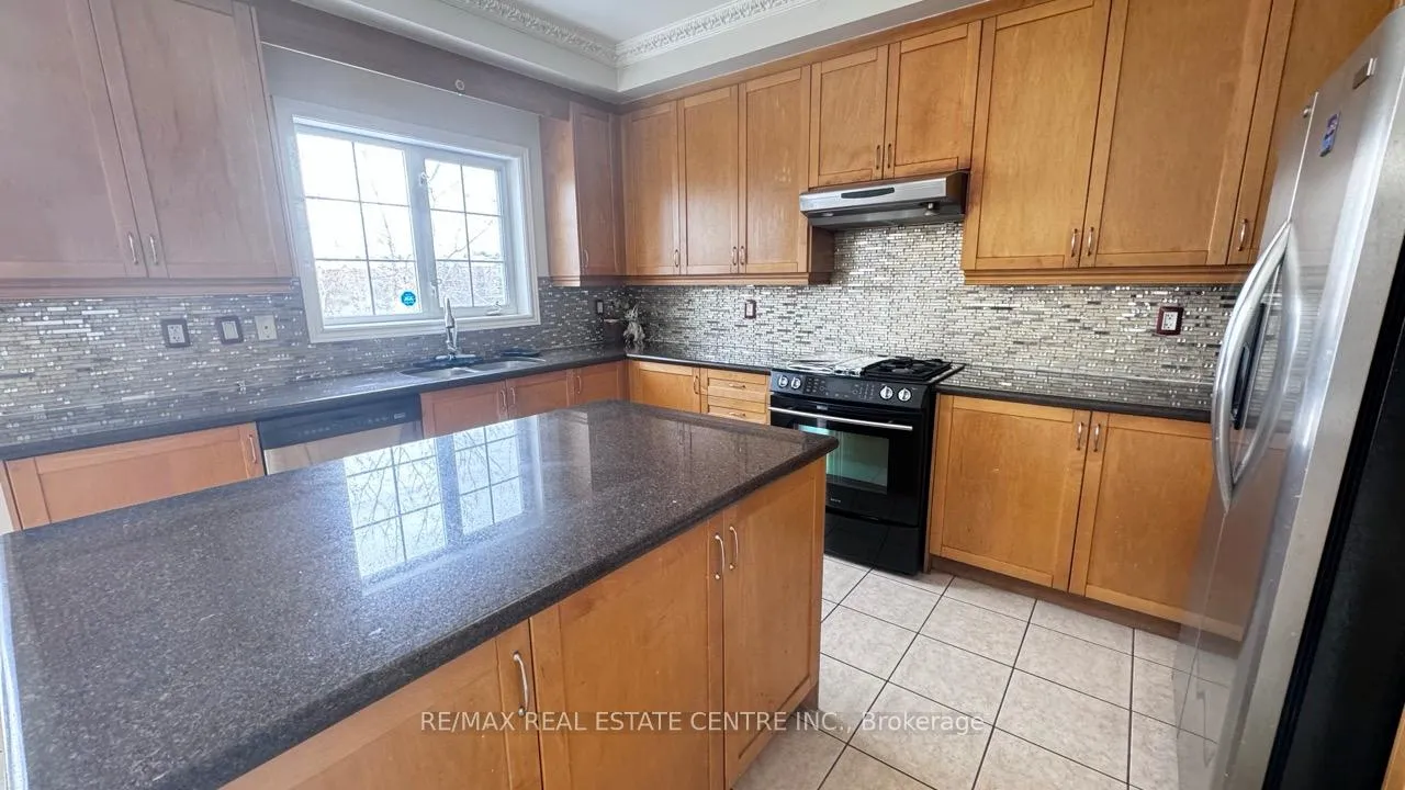 Photo 17 of Unit Main, 56 Southlake Boulevard, Brampton, Madoc — HOMEH