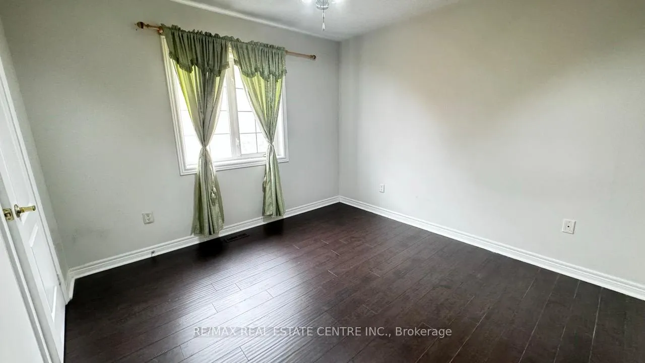 Photo 26 of Unit Main, 56 Southlake Boulevard, Brampton, Madoc — HOMEH