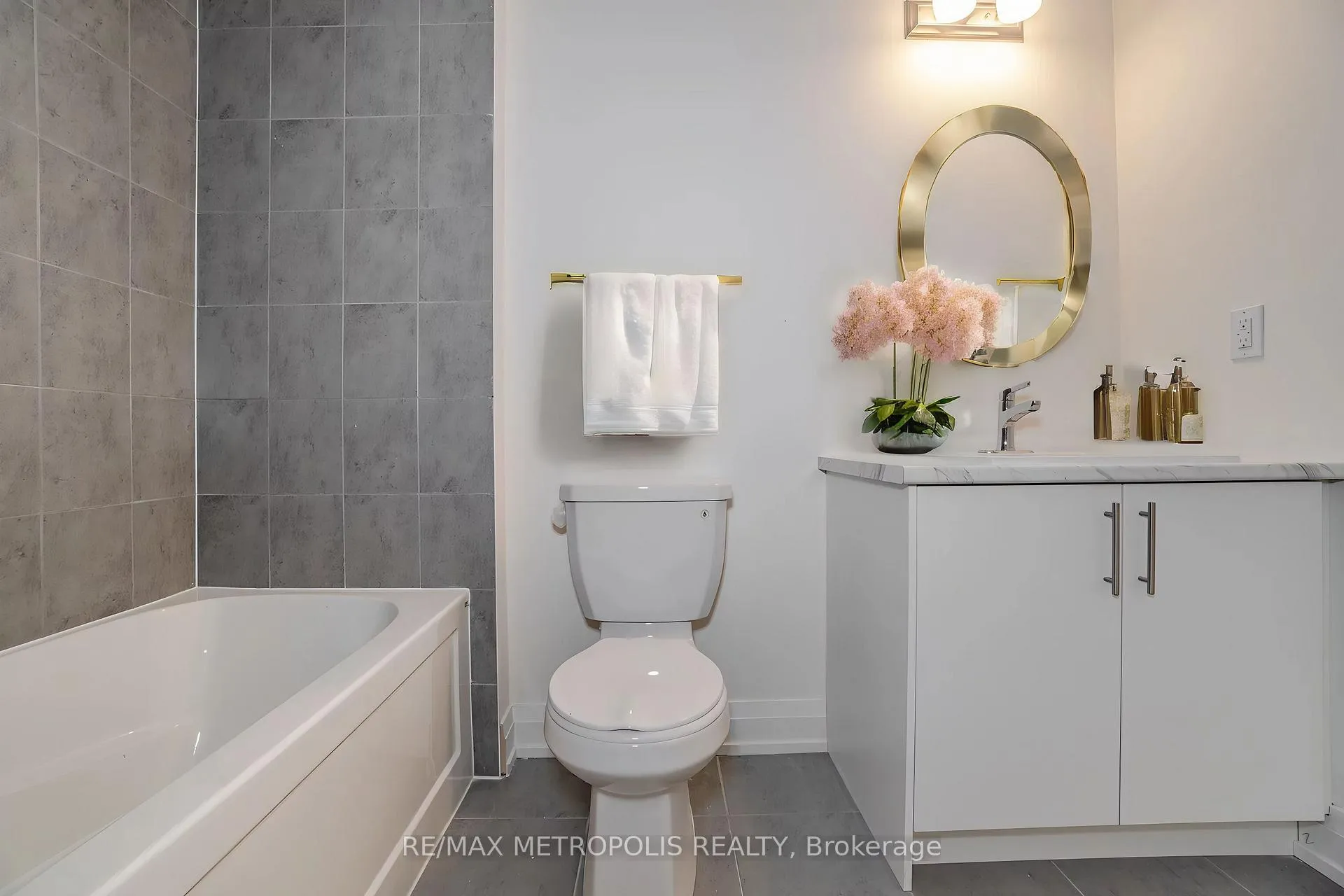 Photo 12 of 34 Daffodil Road, Springwater, Midhurst — HOMEH