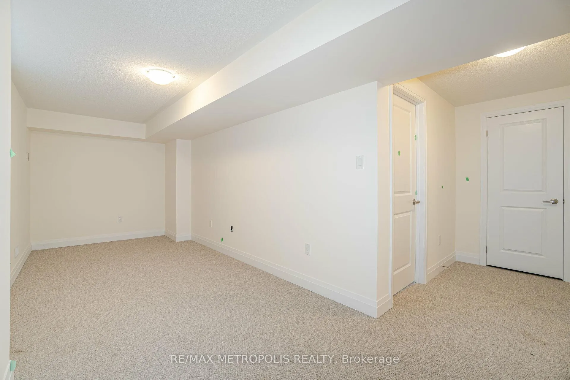 Photo 43 of 34 Daffodil Road, Springwater, Midhurst — HOMEH