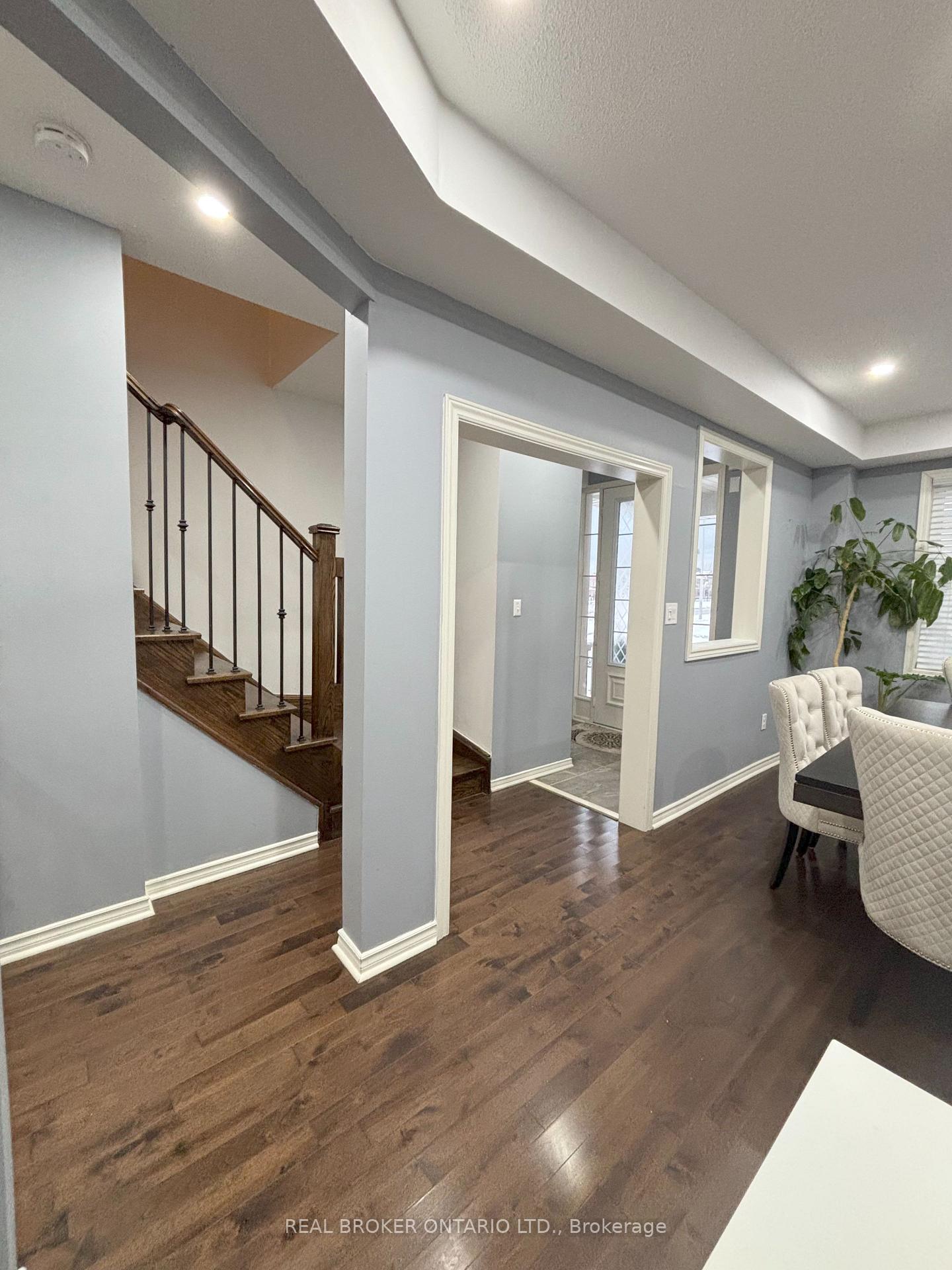 Photo 14 of 6 Mcbride Avenue, Clarington, Bowmanville — HOMEH