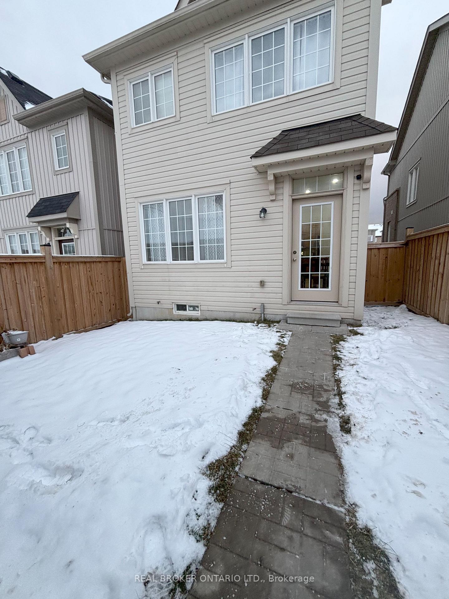 Photo 24 of 6 Mcbride Avenue, Clarington, Bowmanville — HOMEH