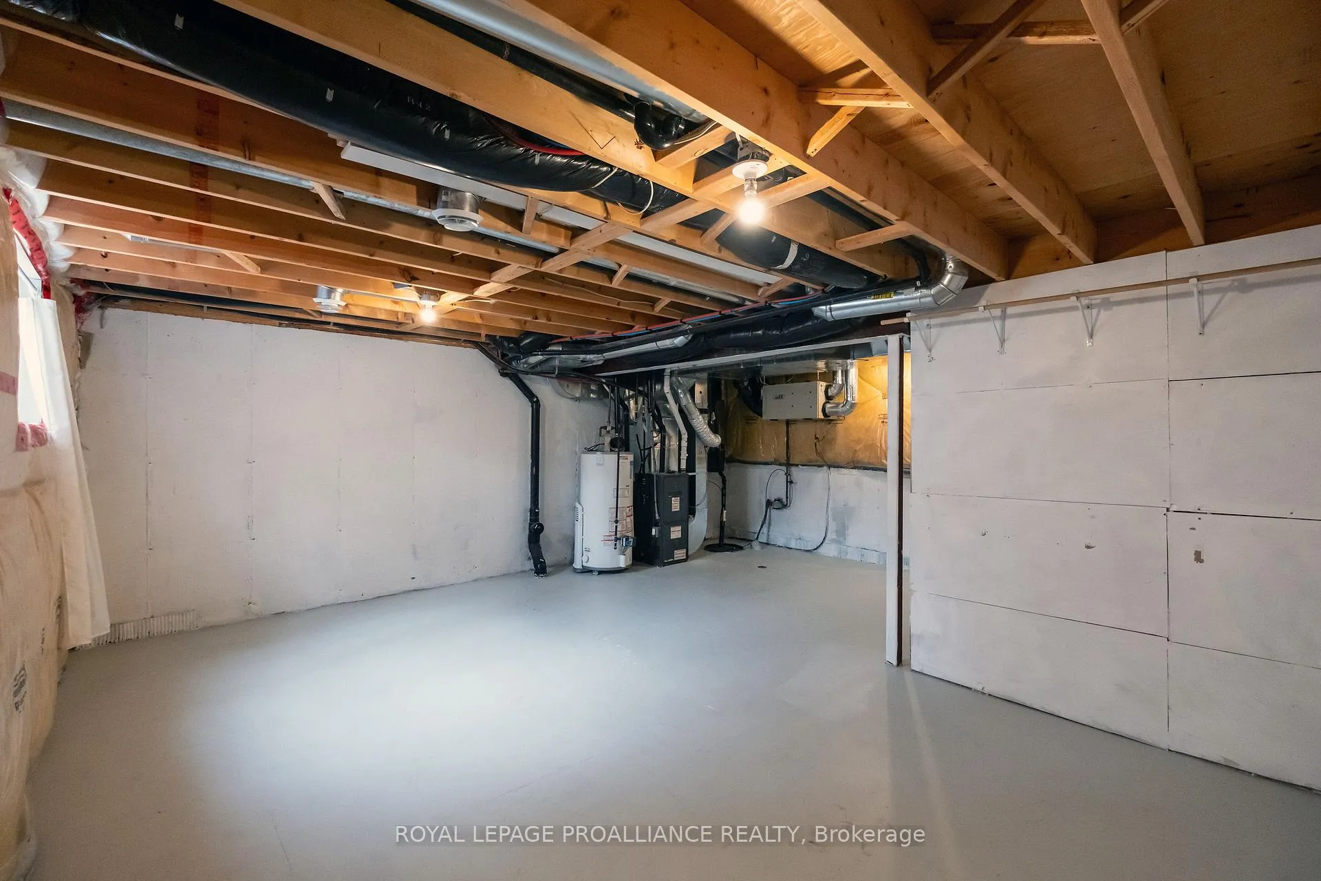 Photo 28 of 8 Ava Court, Belleville, Belleville Ward — HOMEH