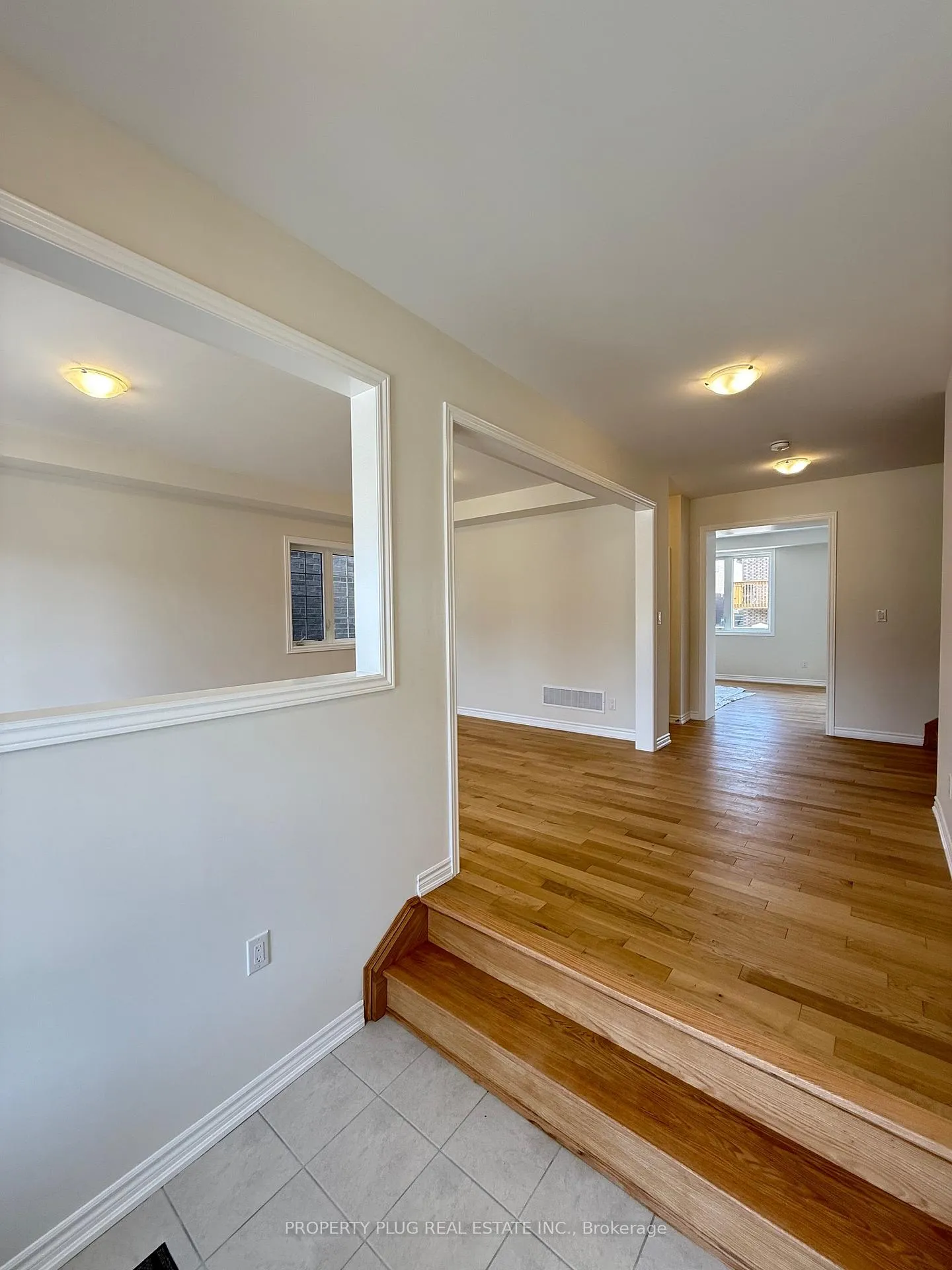 Photo 7 of 77 Lawrence D. Avenue, New Tecumseth, Alliston — HOMEH