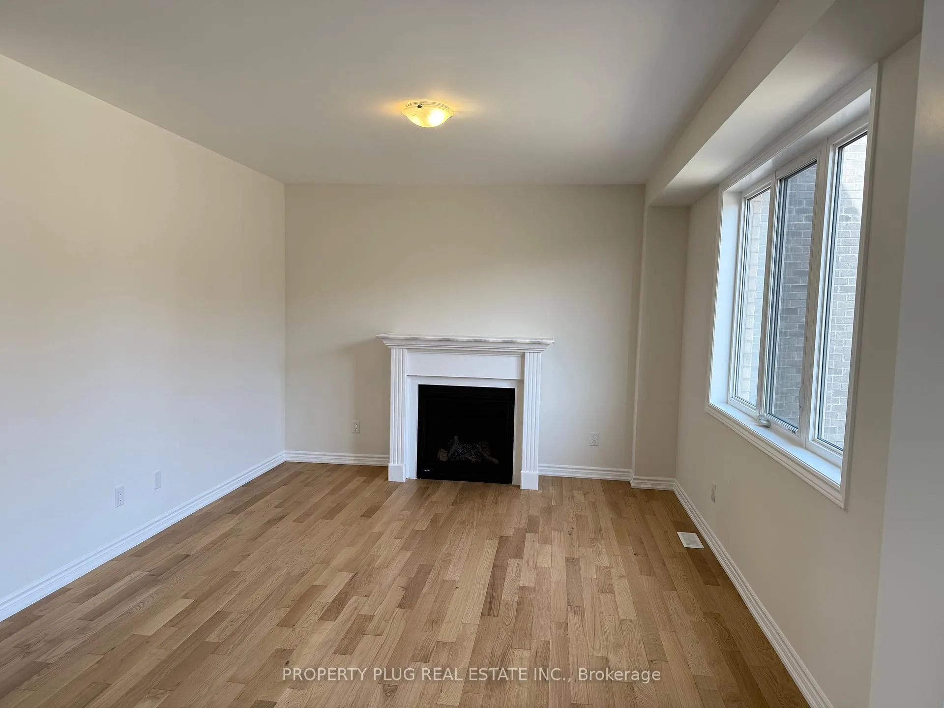 Photo 14 of 77 Lawrence D. Avenue, New Tecumseth, Alliston — HOMEH
