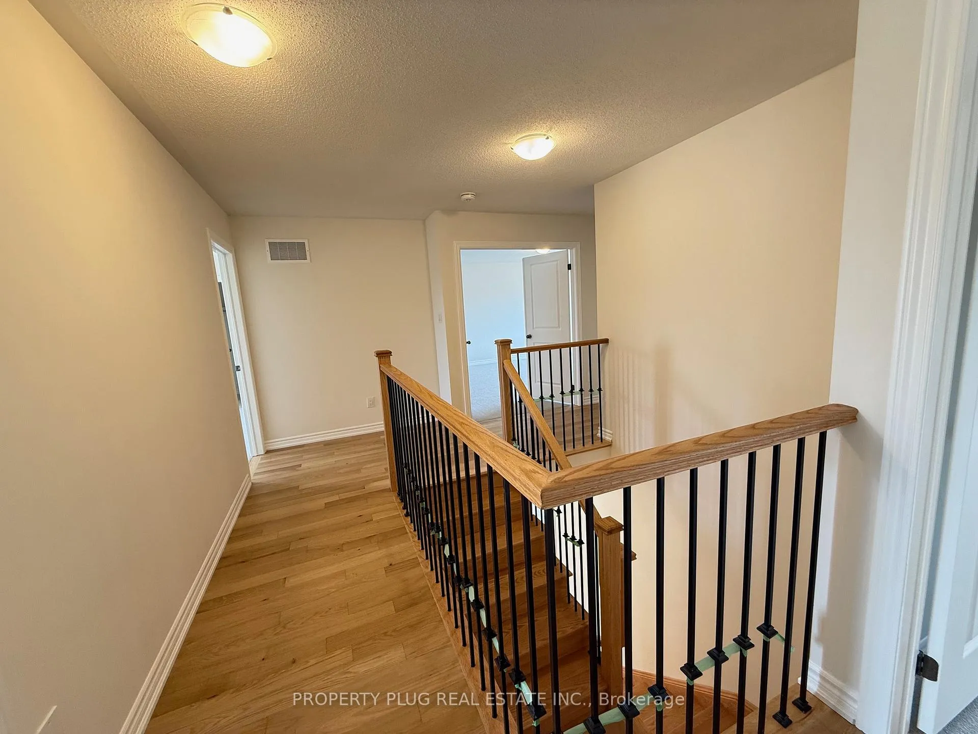 Photo 18 of 77 Lawrence D. Avenue, New Tecumseth, Alliston — HOMEH