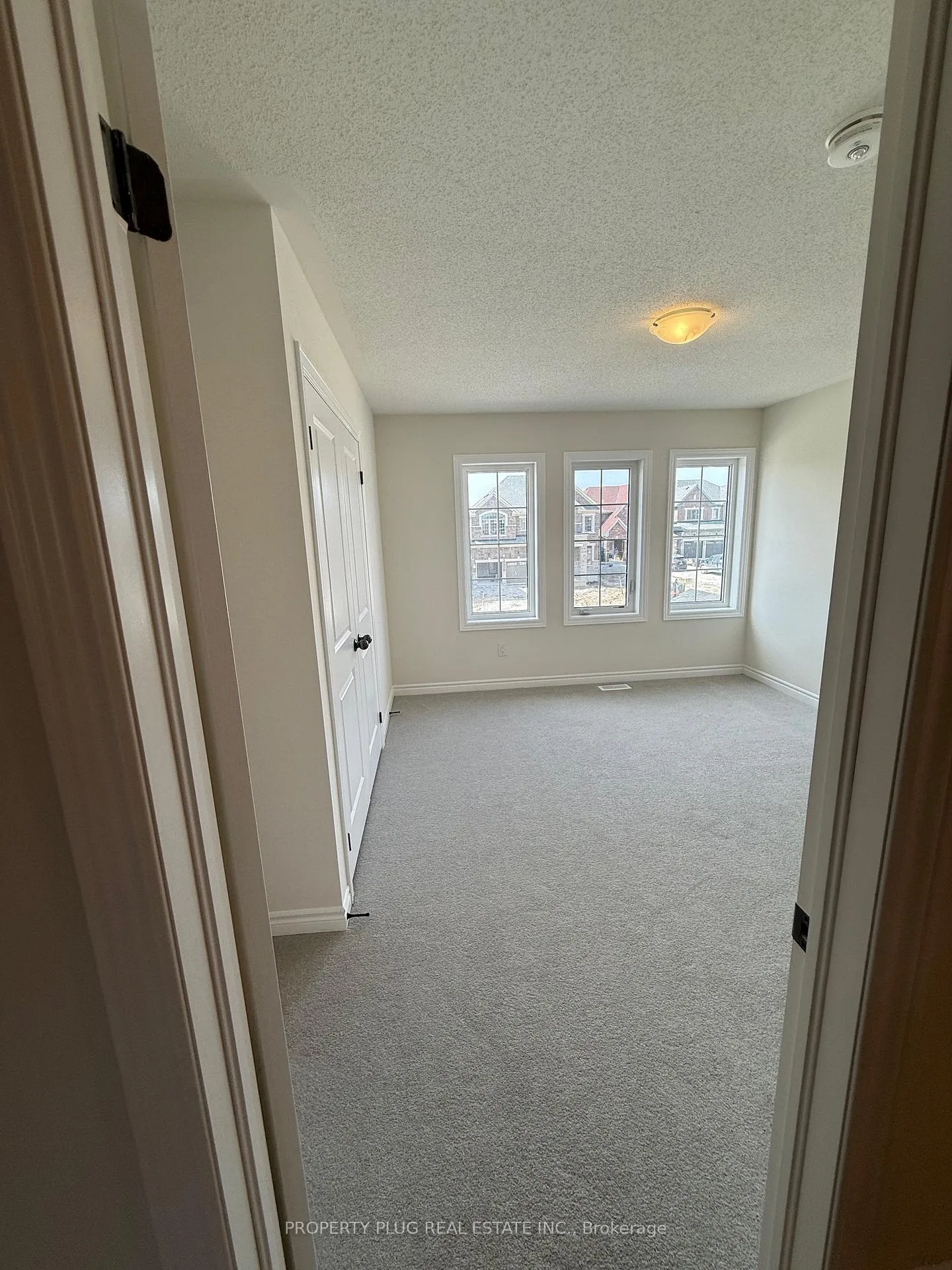 Photo 40 of 77 Lawrence D. Avenue, New Tecumseth, Alliston — HOMEH