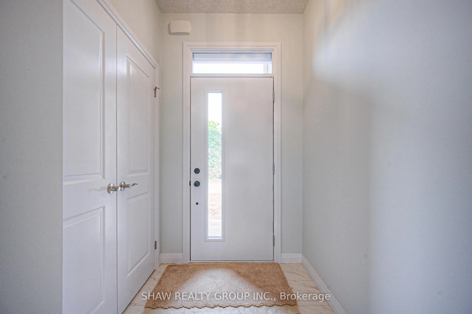 Photo 4 of 246 Green Gate Boulevard, Cambridge — HOMEH