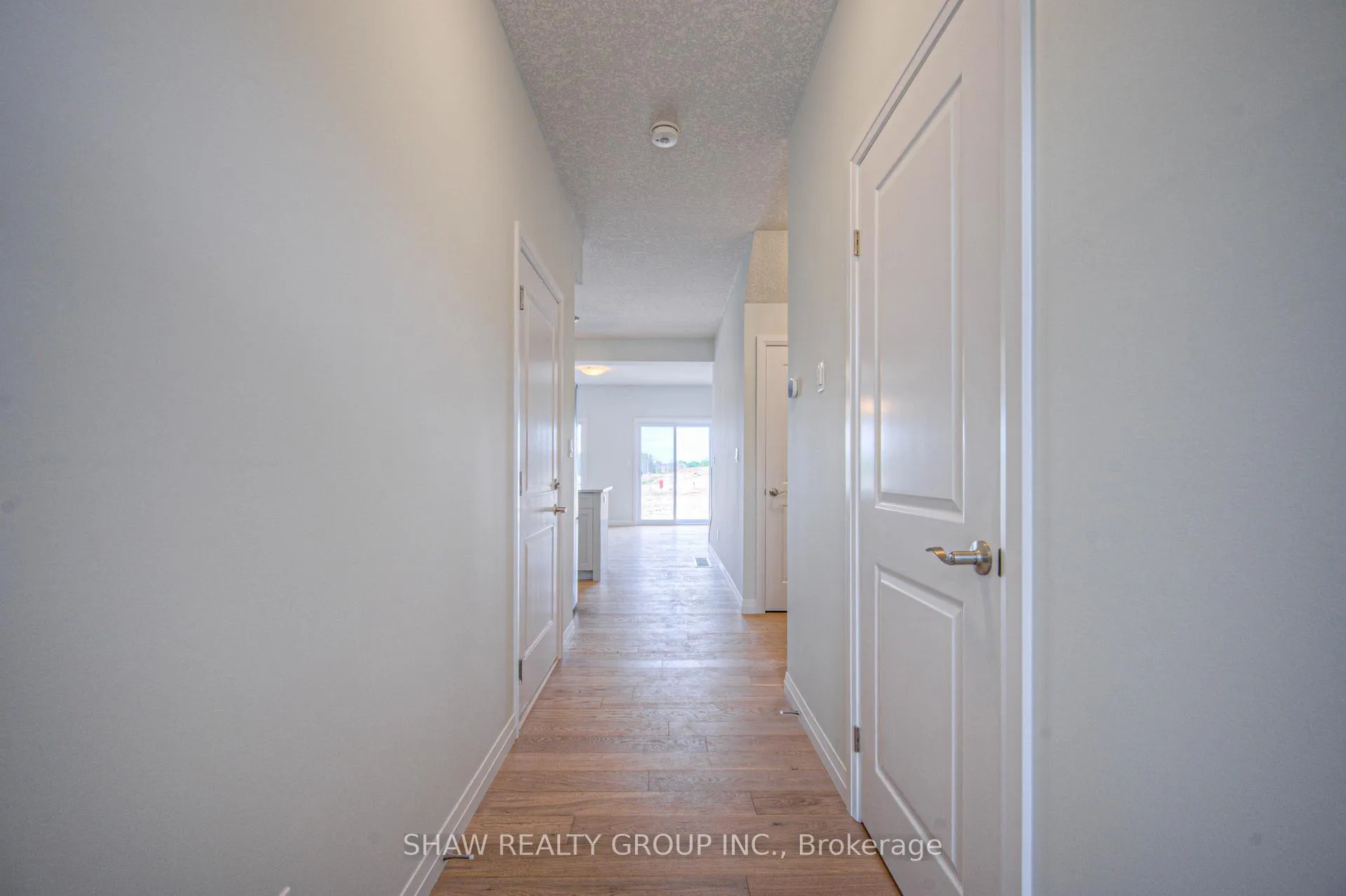 Photo 5 of 246 Green Gate Boulevard, Cambridge — HOMEH