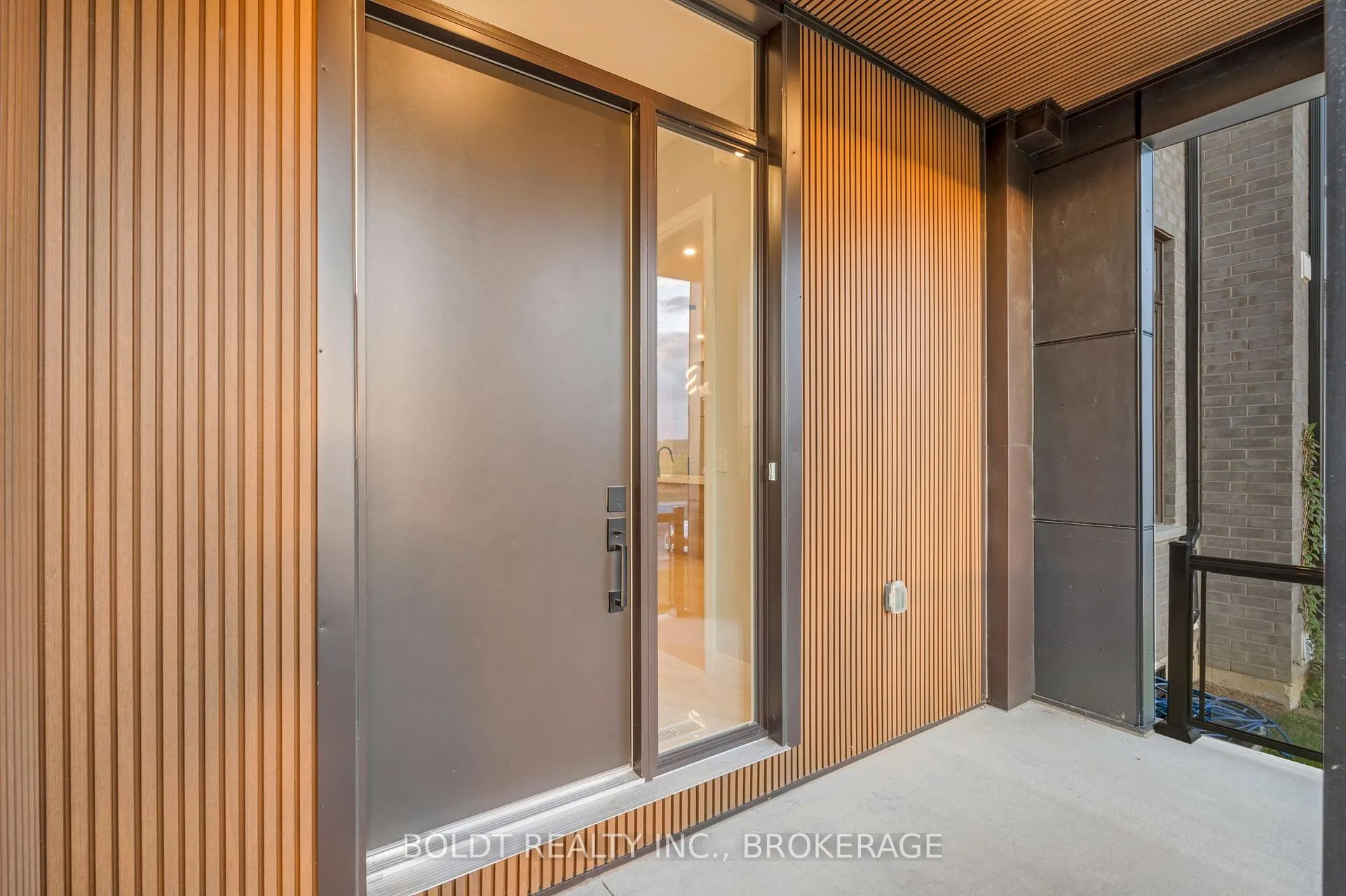 Photo 3 of 23 Wellspring Way, Pelham, Fonthill — HOMEH