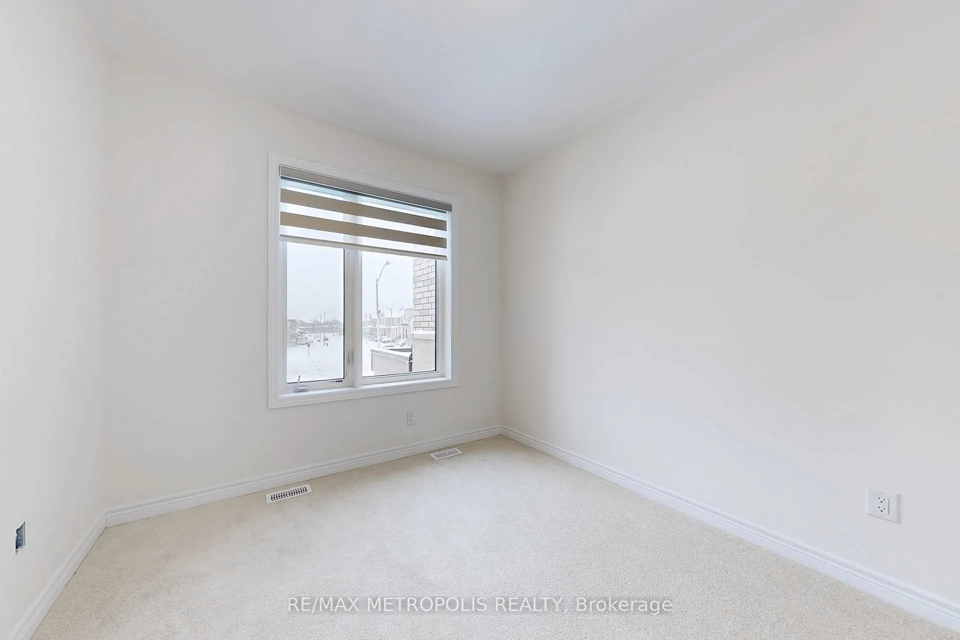 Photo 22 of 144 Mumbai Drive, Markham, Middlefield — HOMEH
