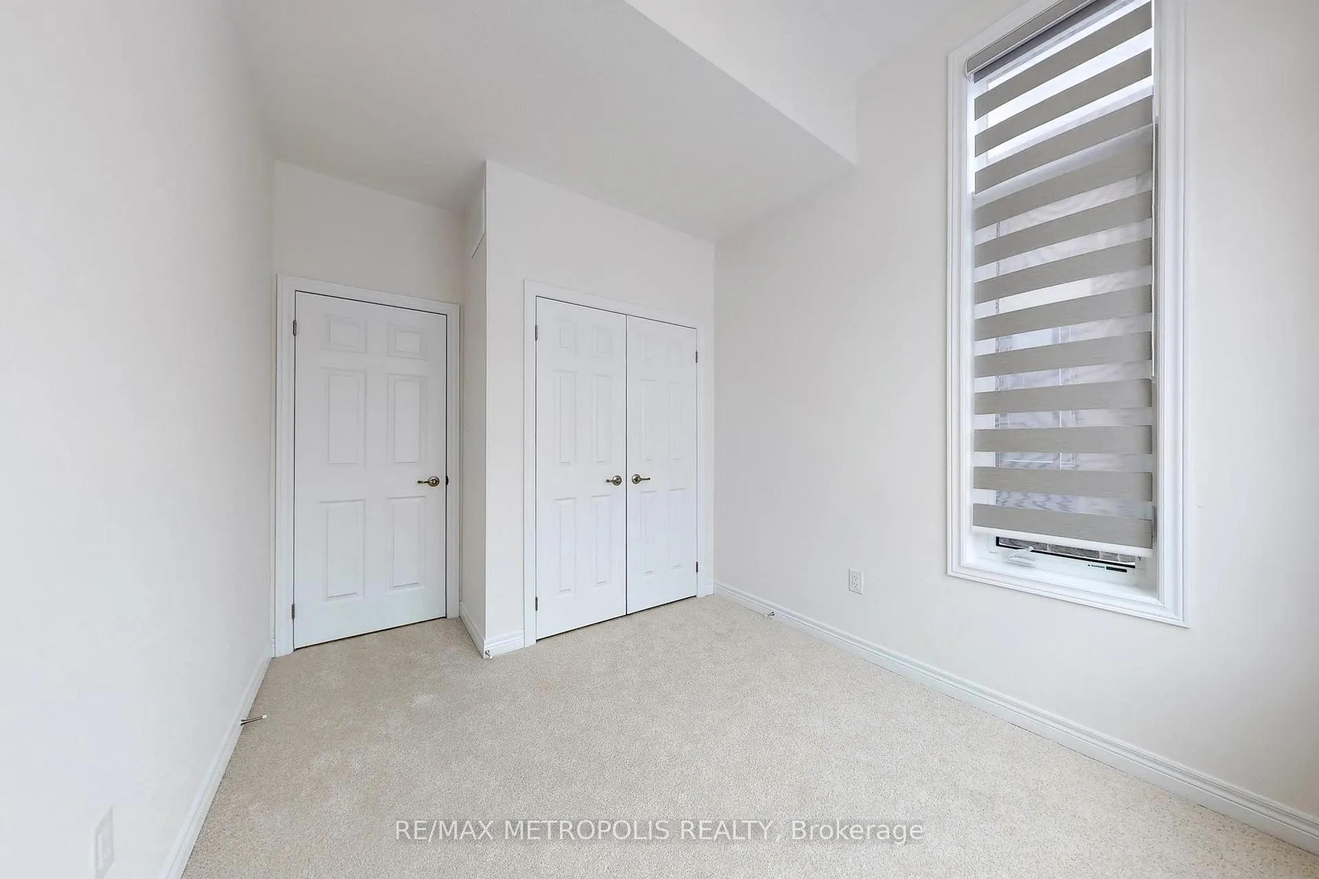 Photo 26 of 144 Mumbai Drive, Markham, Middlefield — HOMEH