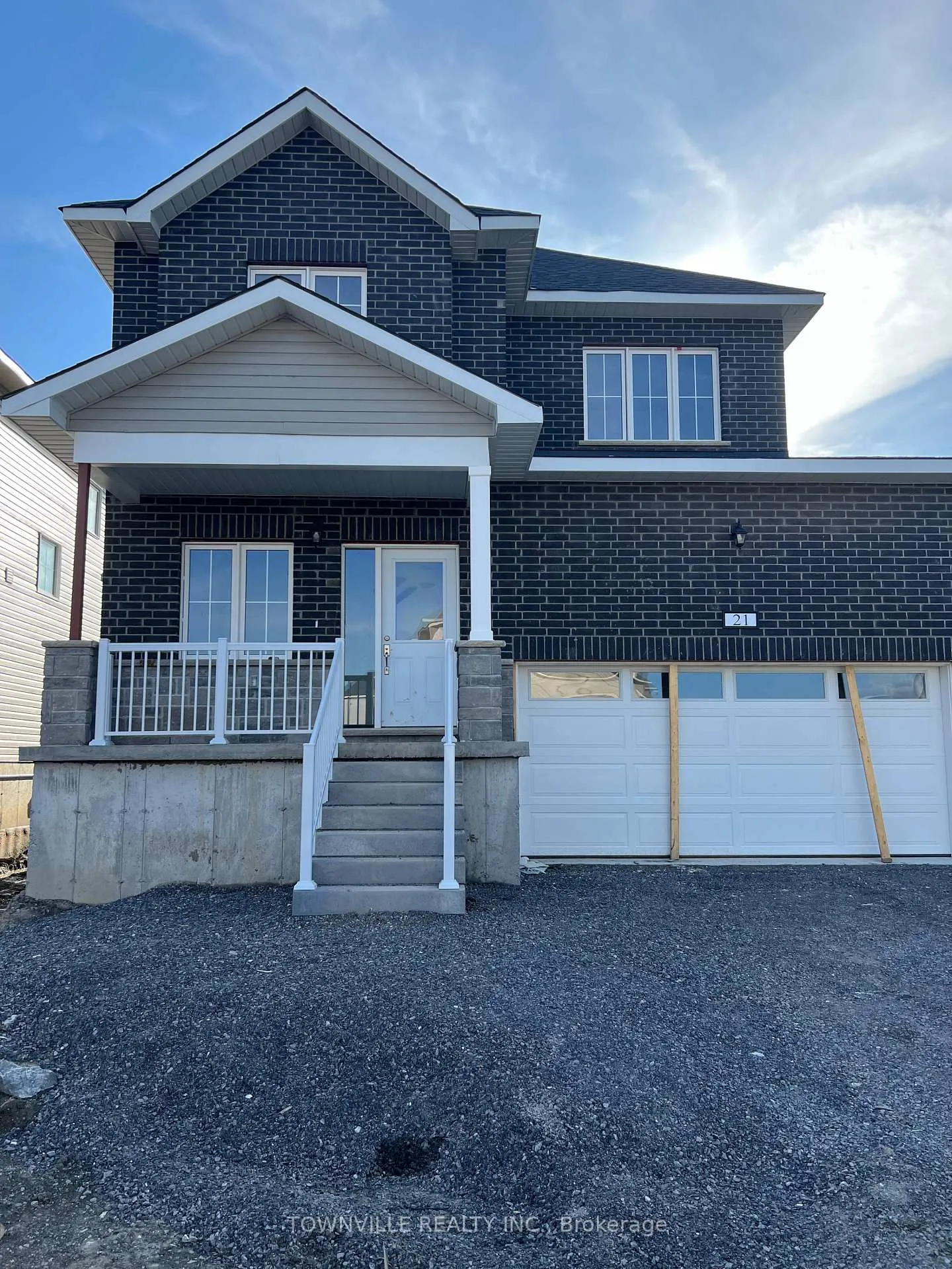 Photo 1 of 21 Bradden Crescent, Belleville — HOMEH