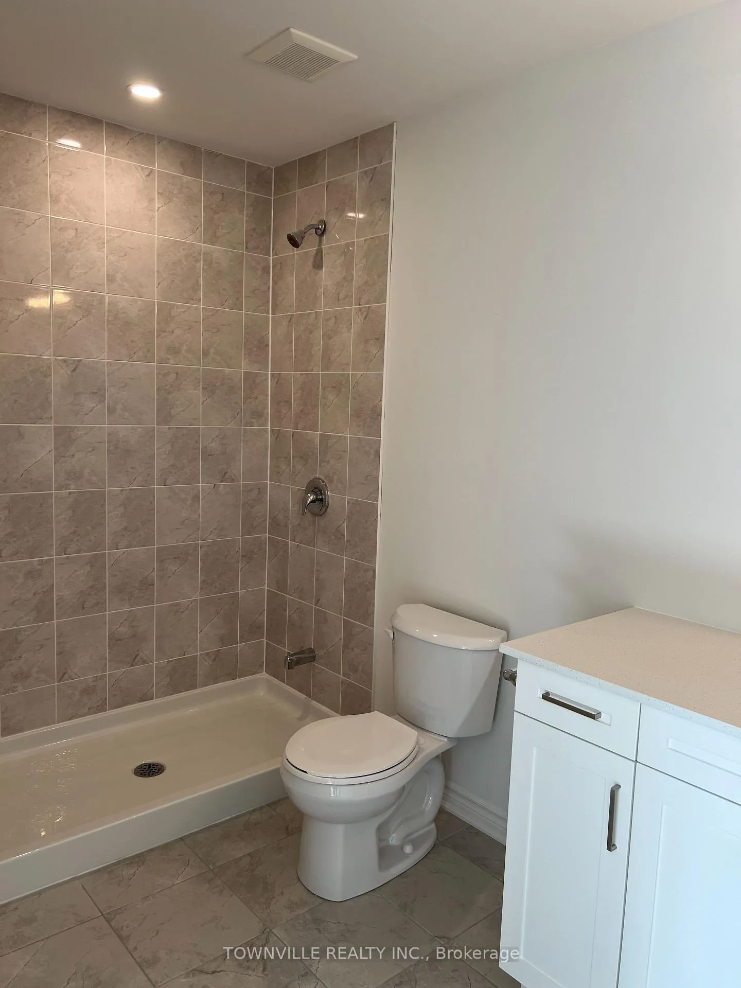 Photo 19 of 21 Bradden Crescent, Belleville — HOMEH