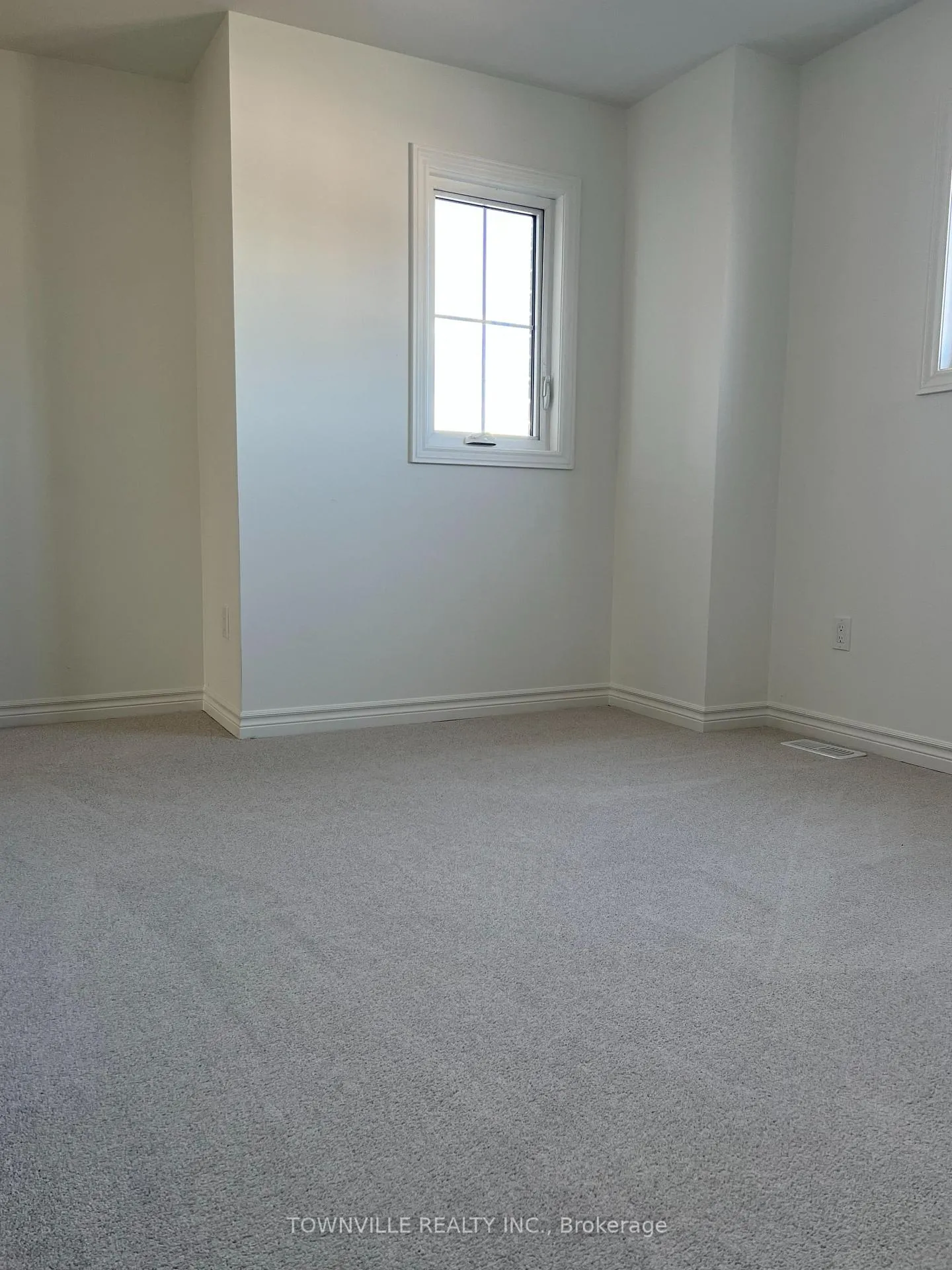 Photo 21 of 21 Bradden Crescent, Belleville — HOMEH