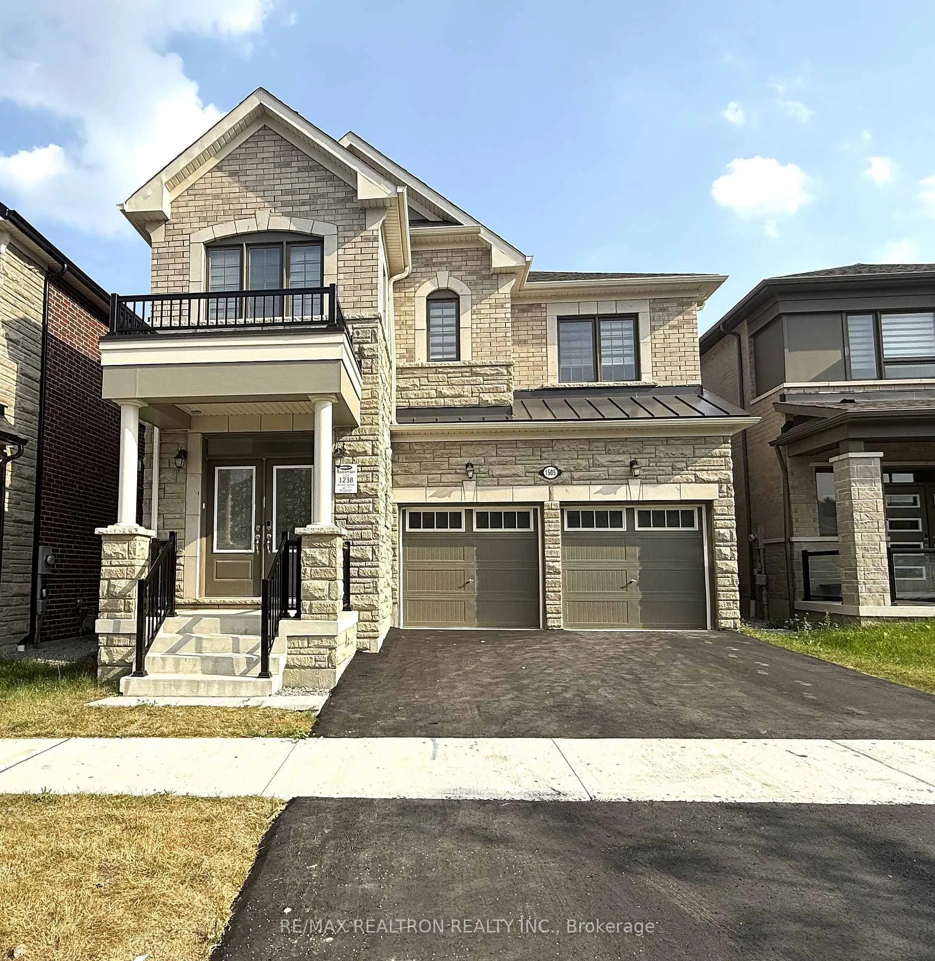 Photo 2 of 1505 Honey Locust Place, Pickering, Rural Pickering — HOMEH