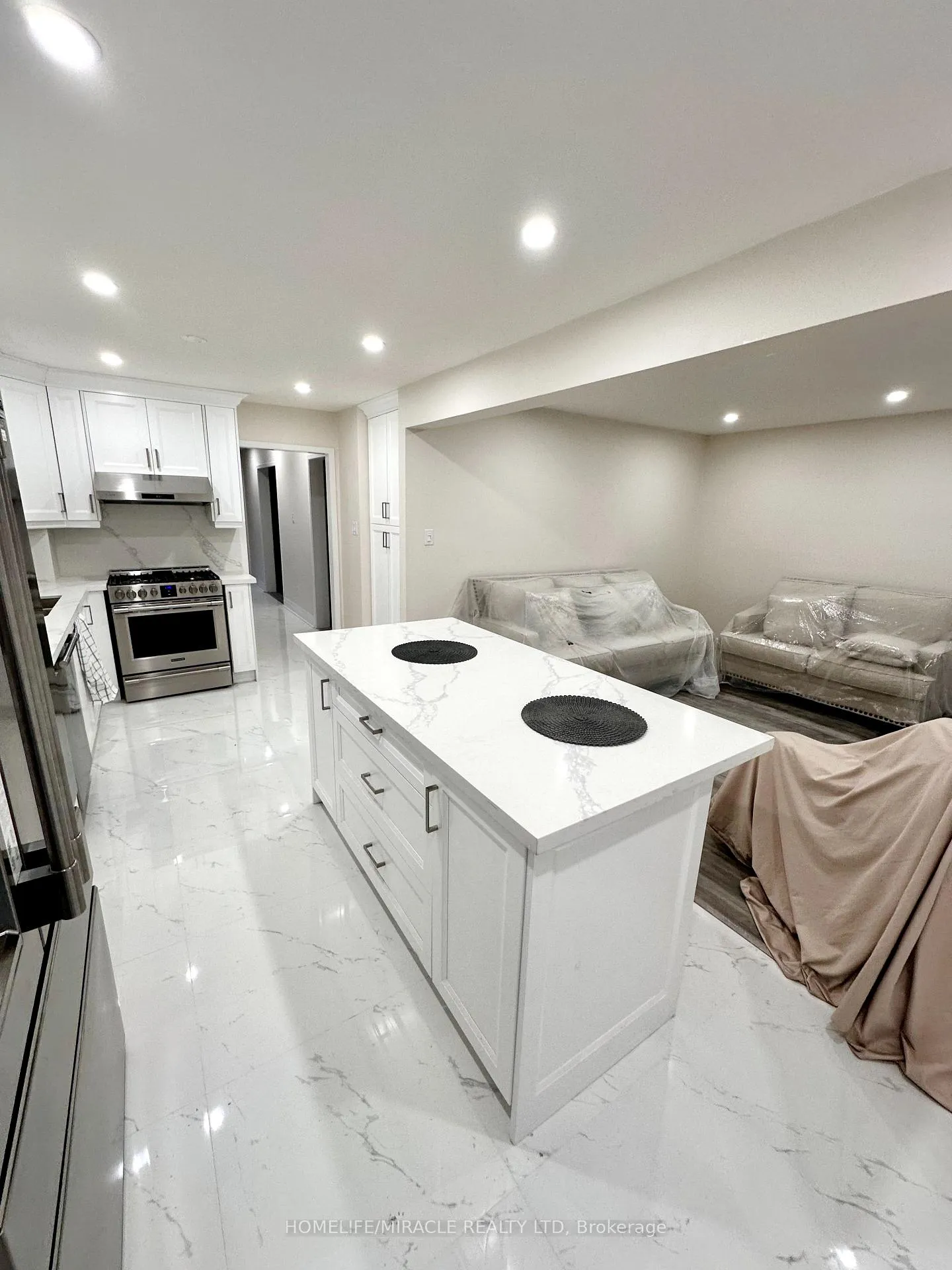 Photo 4 of Unit Main, 152 Terrosa Road, Markham, Middlefield — HOMEH