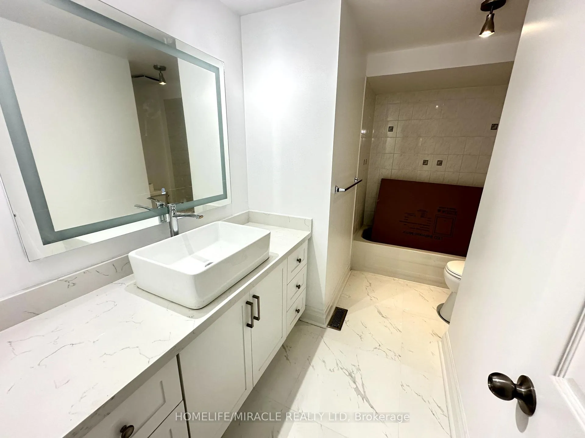 Photo 15 of Unit Main, 152 Terrosa Road, Markham, Middlefield — HOMEH
