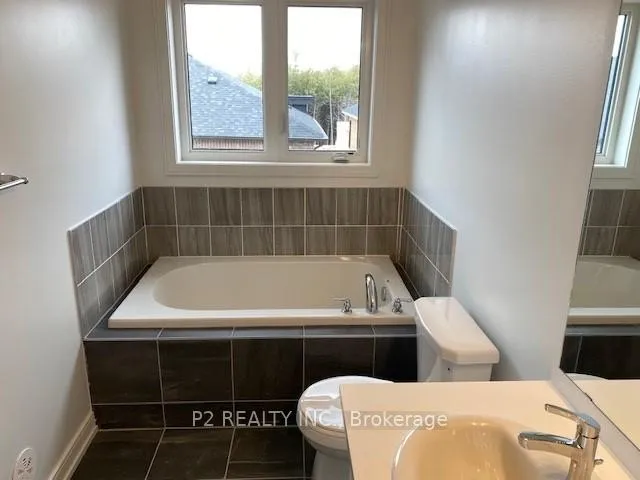 Photo 14 of 49 Red Maple Lane, Barrie, Innis-Shore — HOMEH