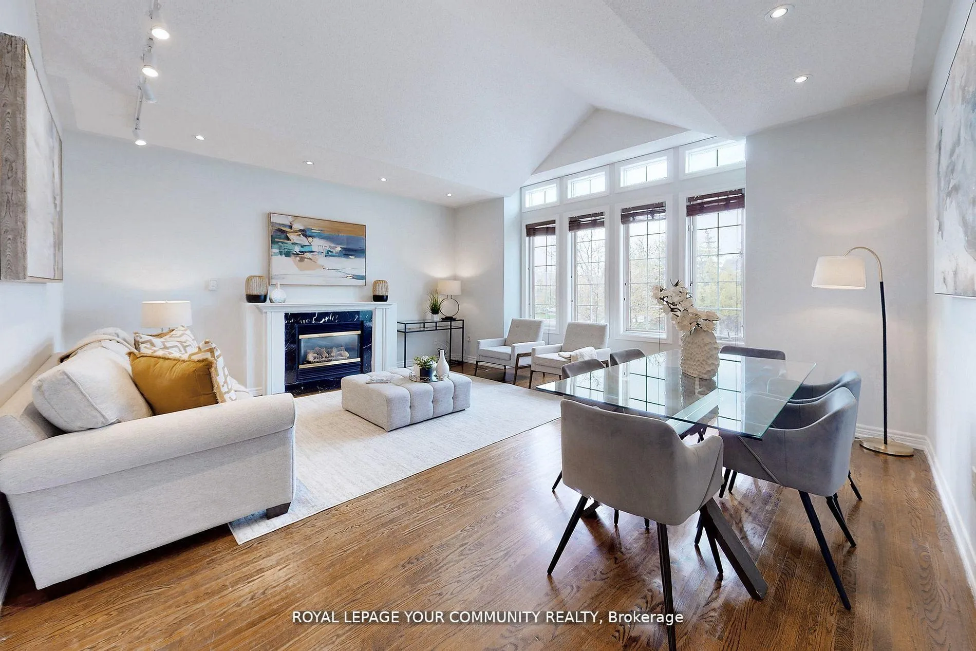 Photo 3 of Unit Main, 520 Stone Road, Aurora, Aurora Grove — HOMEH