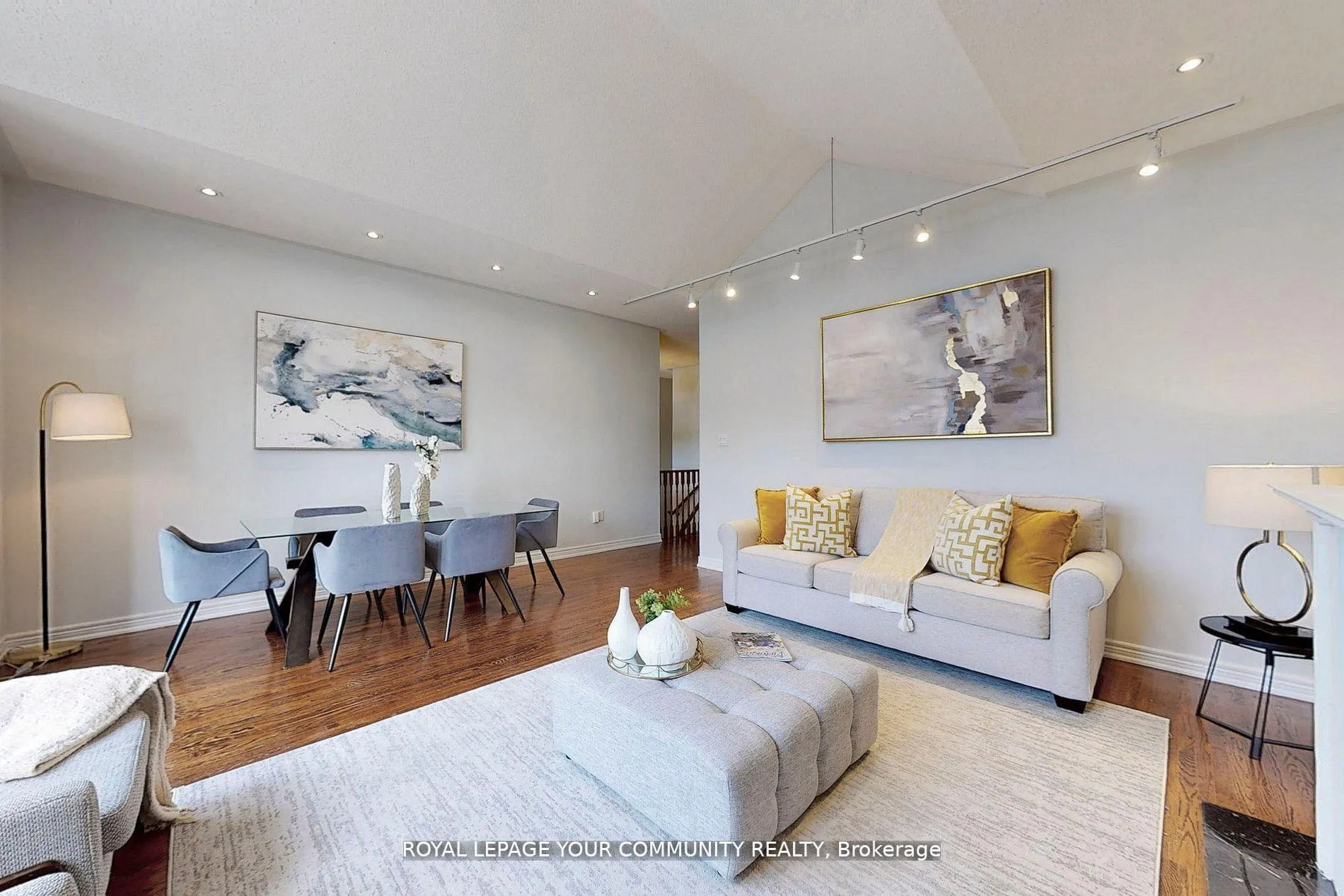 Photo 8 of Unit Main, 520 Stone Road, Aurora, Aurora Grove — HOMEH