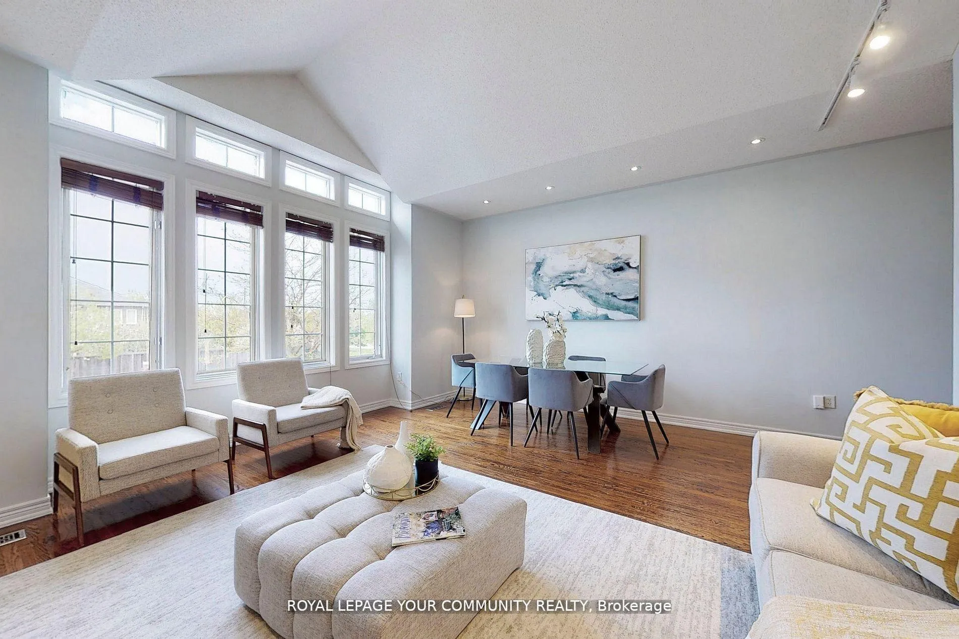 Photo 9 of Unit Main, 520 Stone Road, Aurora, Aurora Grove — HOMEH