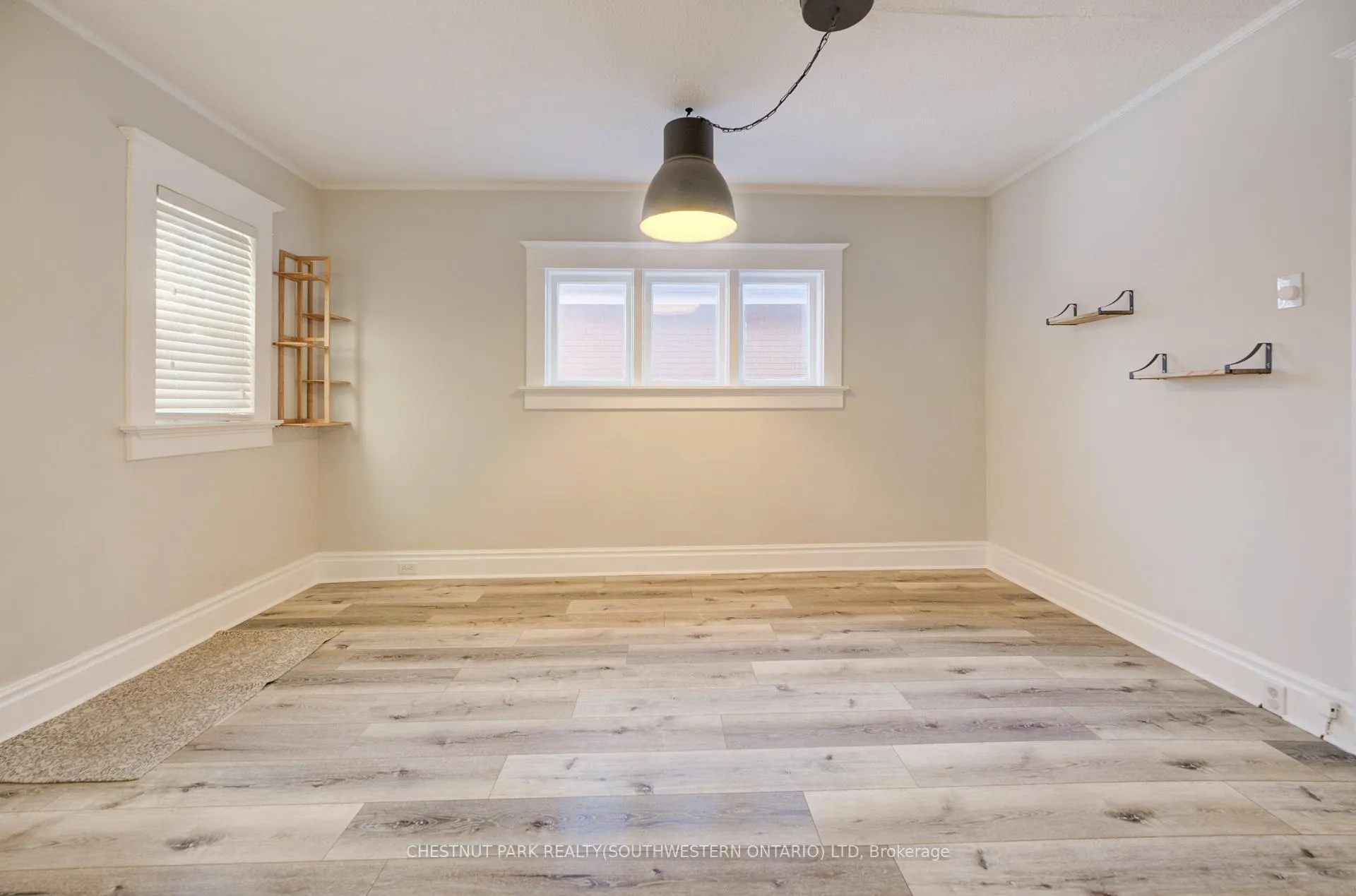Photo 10 of 15 Troy Street, Kitchener — HOMEH