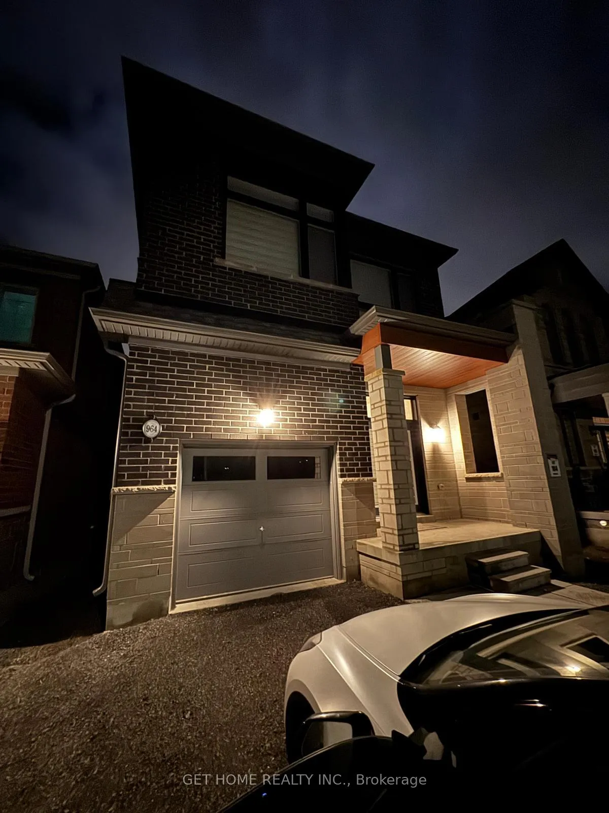 Photo 2 of Unit Main, 964 Rexton Drive, Oshawa, Kedron — HOMEH