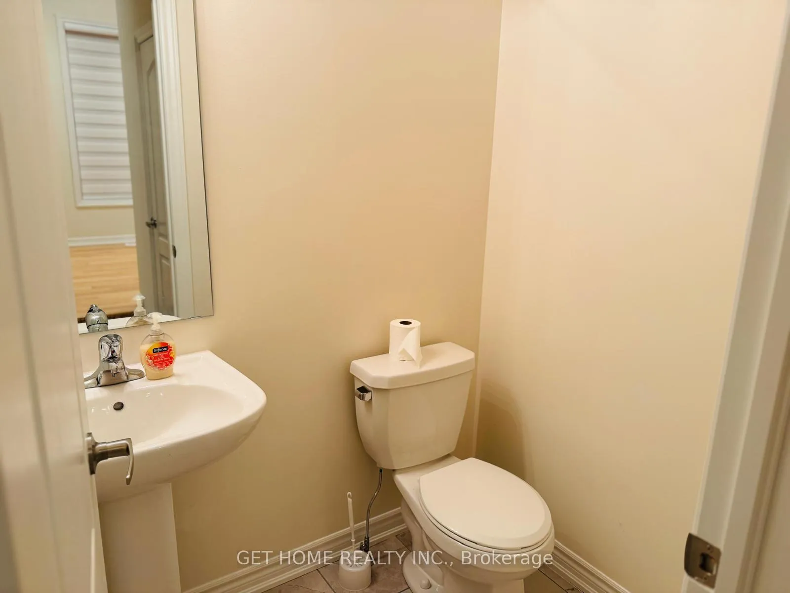 Photo 9 of Unit Main, 964 Rexton Drive, Oshawa, Kedron — HOMEH