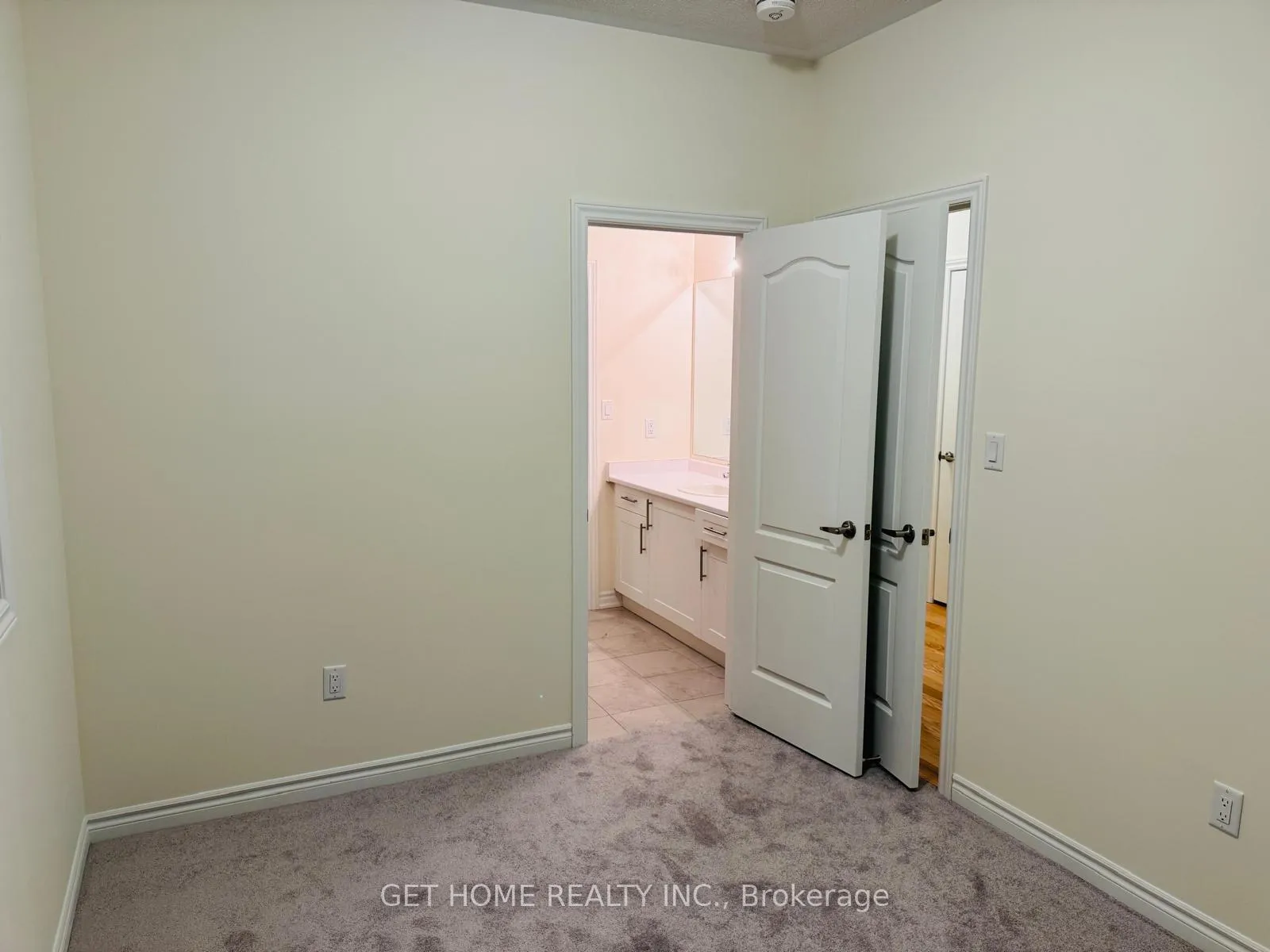 Photo 18 of Unit Main, 964 Rexton Drive, Oshawa, Kedron — HOMEH