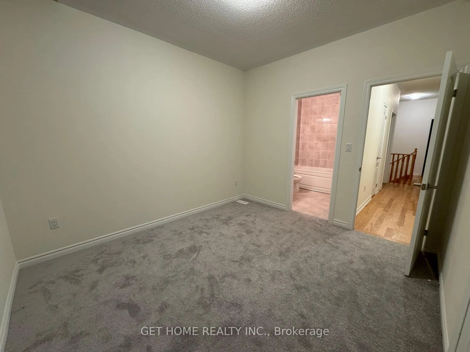 Photo 20 of Unit Main, 964 Rexton Drive, Oshawa, Kedron — HOMEH