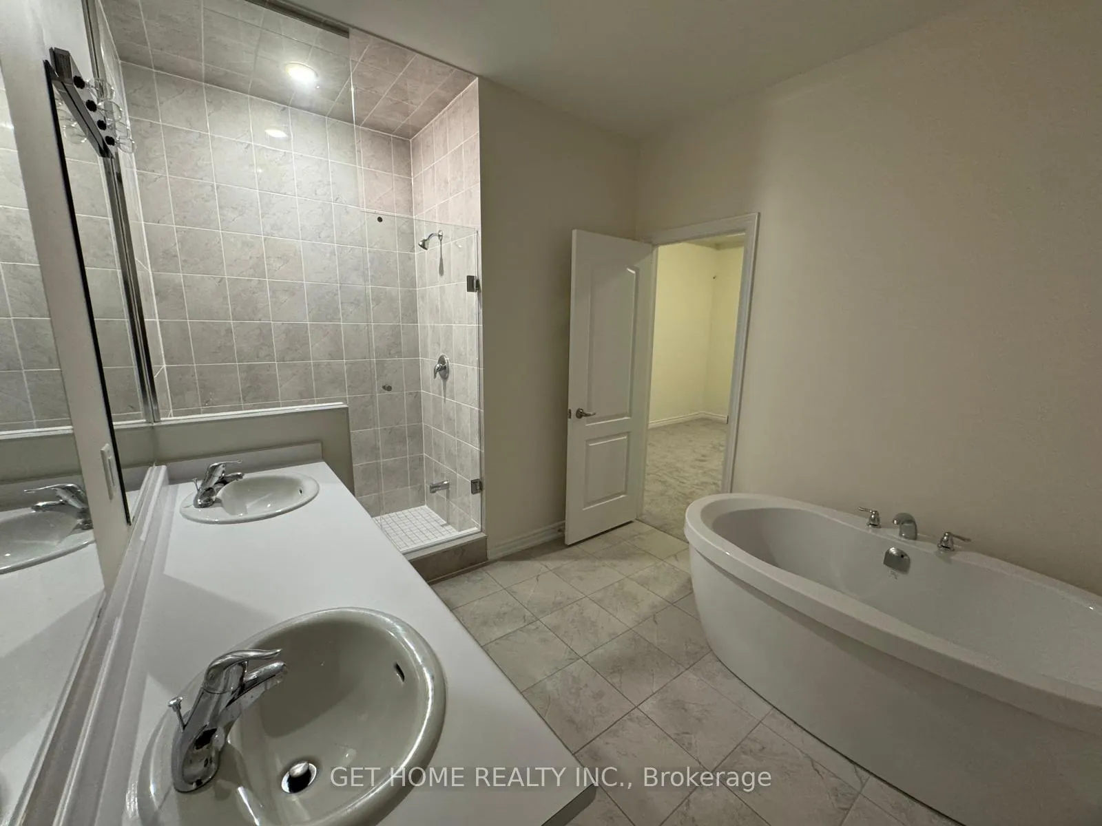 Photo 23 of Unit Main, 964 Rexton Drive, Oshawa, Kedron — HOMEH