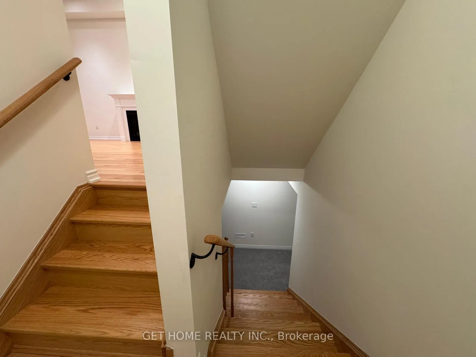 Photo 27 of Unit Main, 964 Rexton Drive, Oshawa, Kedron — HOMEH
