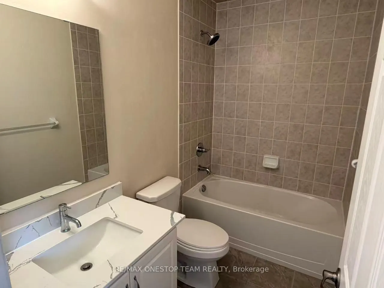 Photo 20 of 20 Carrville Woods Circle, Vaughan, Patterson — HOMEH