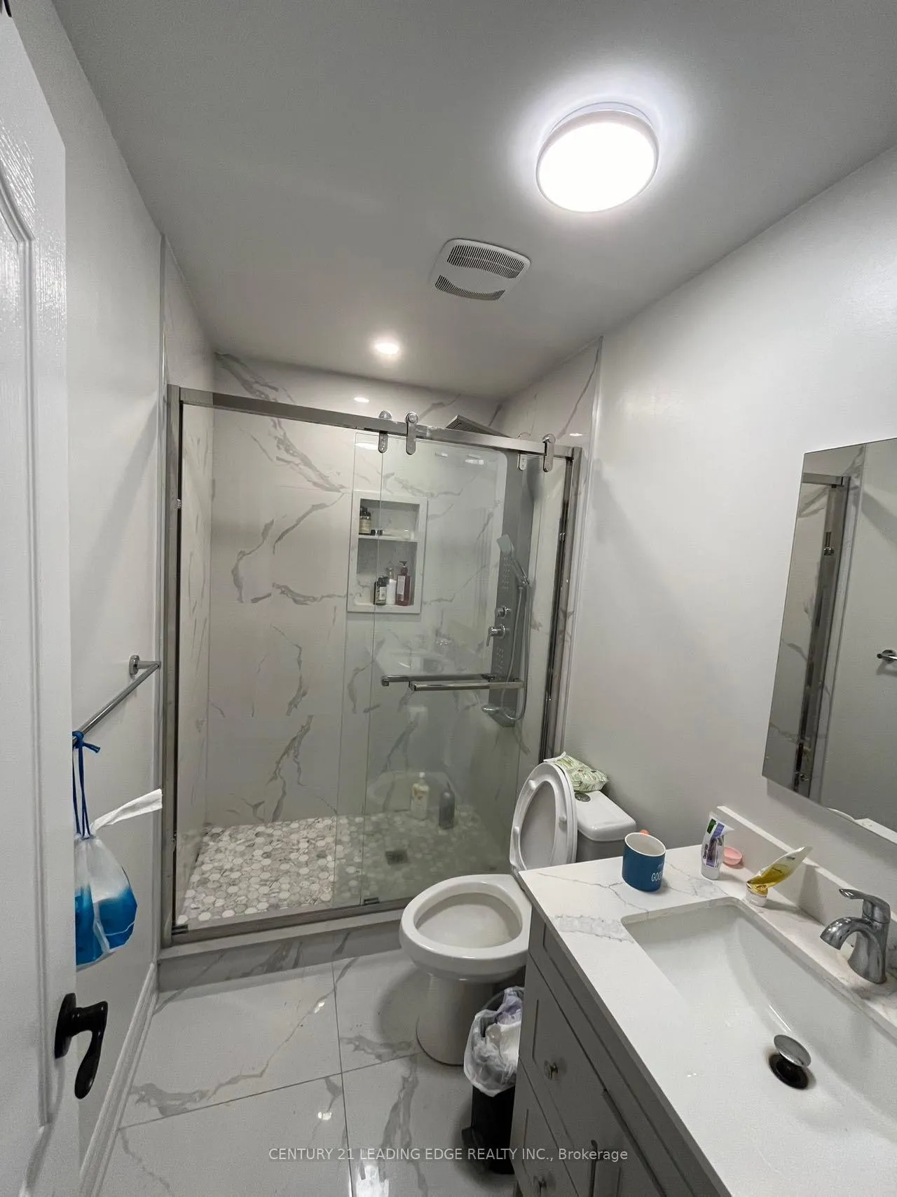 Photo 2 of 167 Sophia Road, Markham, Middlefield — HOMEH