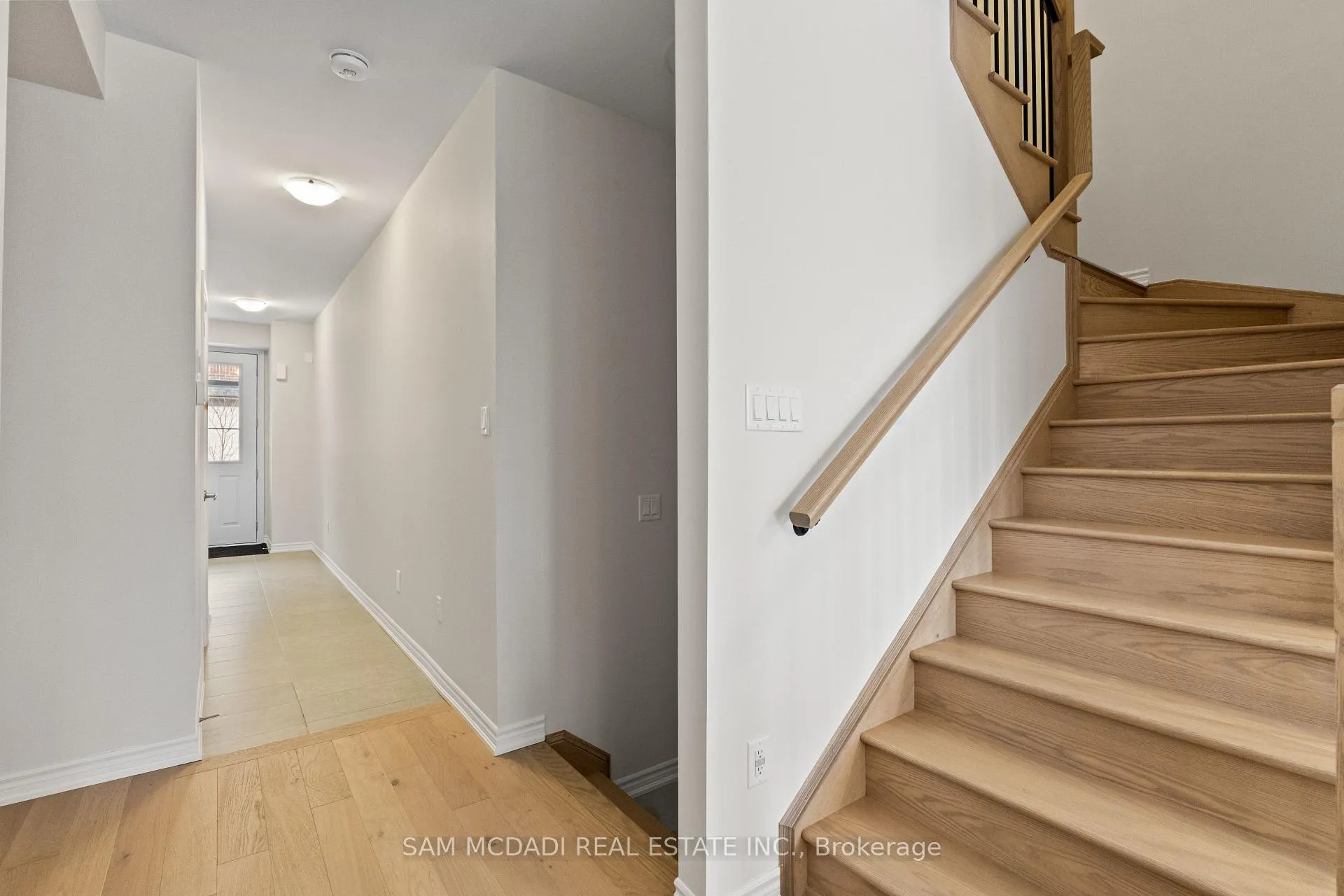 Photo 12 of 1372 Blueprint Common, Burlington, Tyandaga — HOMEH