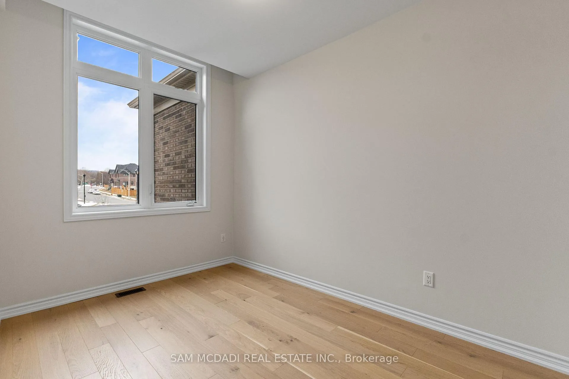 Photo 24 of 1372 Blueprint Common, Burlington, Tyandaga — HOMEH