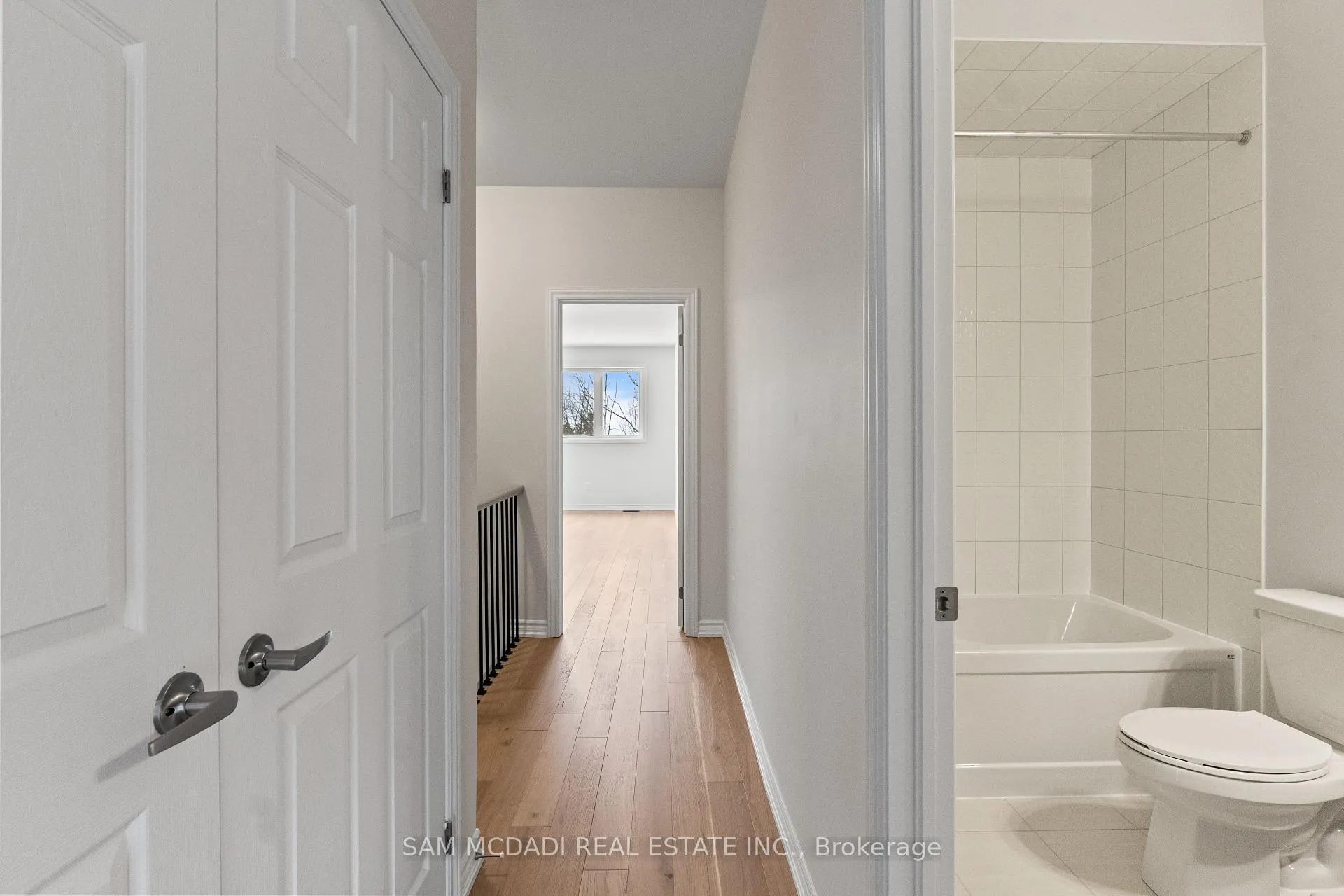 Photo 27 of 1372 Blueprint Common, Burlington, Tyandaga — HOMEH