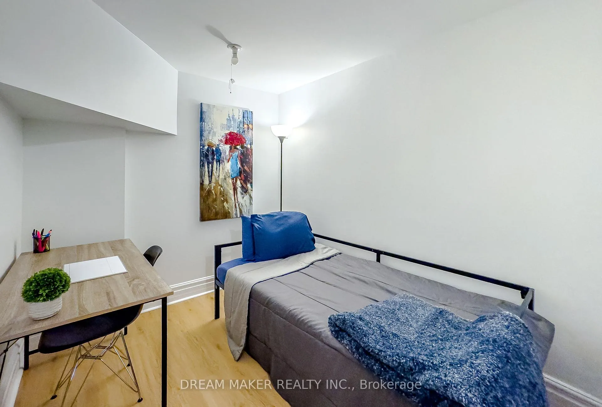 Photo 2 of Unit Lower, 1088 Beaver Valley Crescent, Oshawa, Northglen — HOMEH