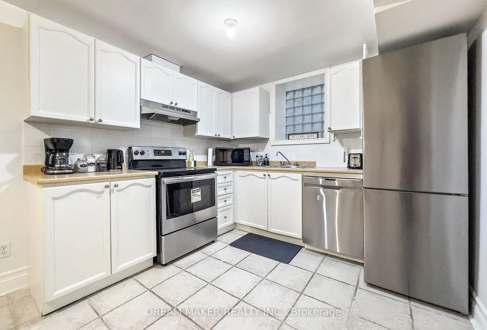 Photo 3 of Unit Lower, 1088 Beaver Valley Crescent, Oshawa, Northglen — HOMEH