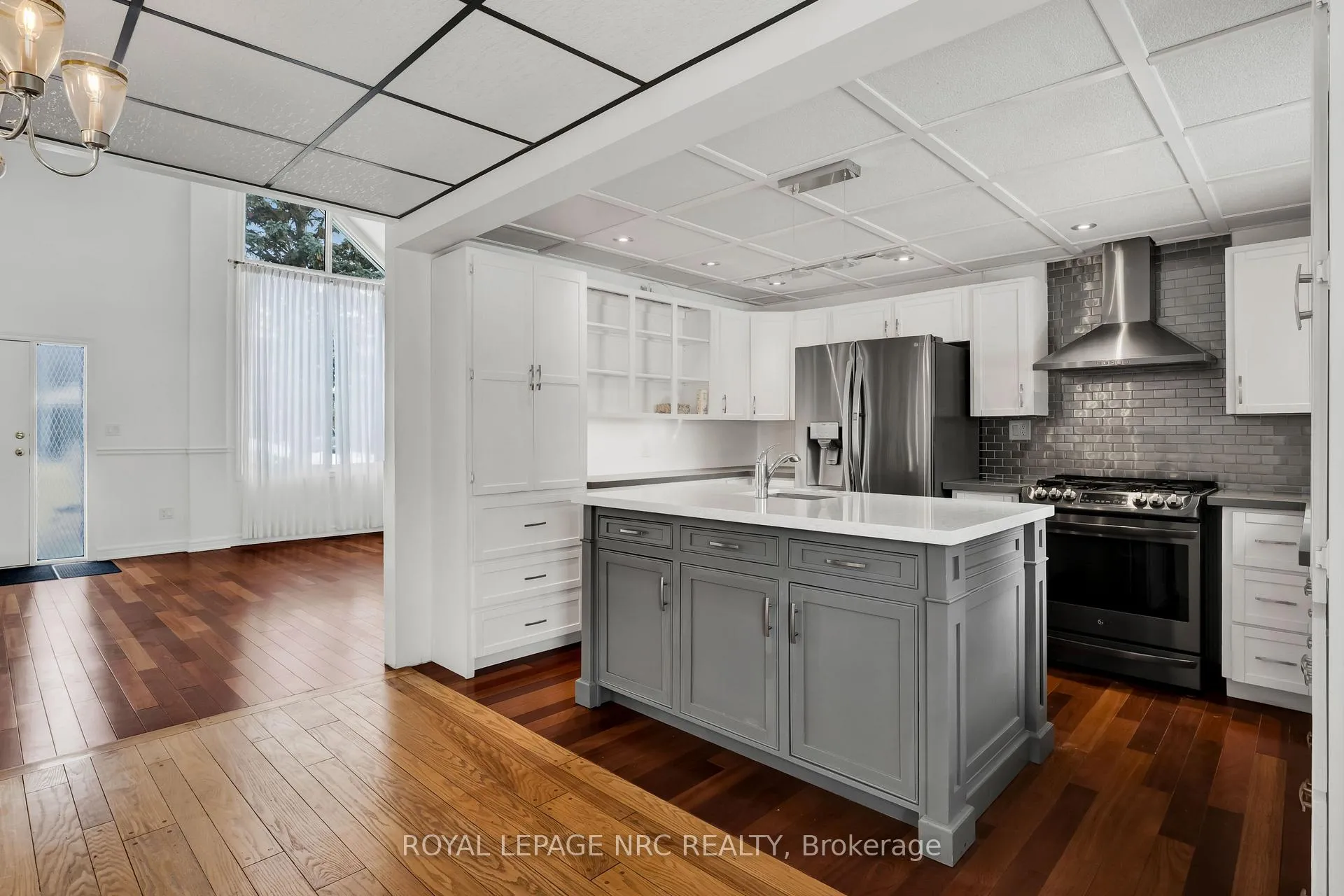 Photo 7 of 10 Cecil Street, St. Catharines, Lakeport — HOMEH