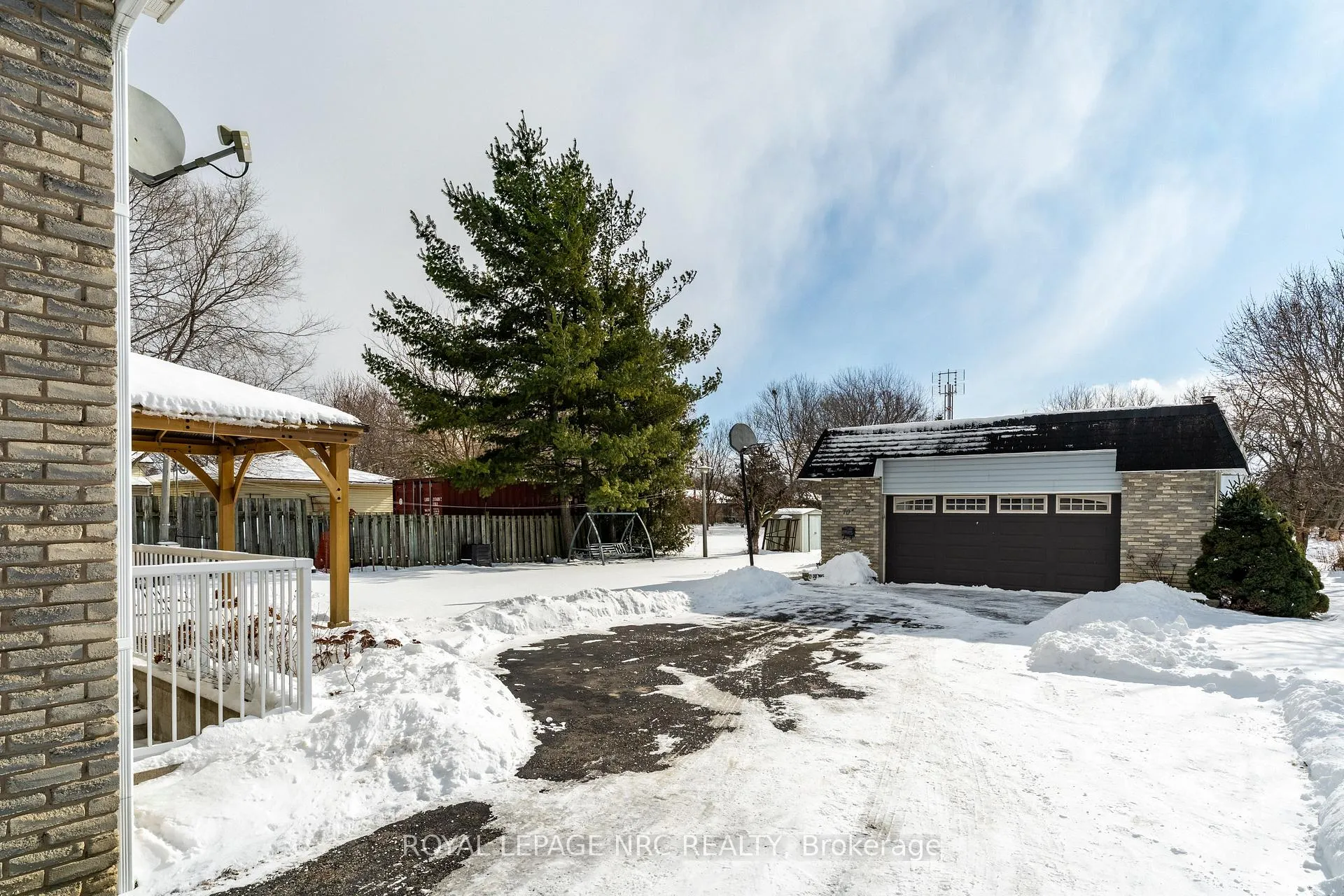 Photo 16 of 10 Cecil Street, St. Catharines, Lakeport — HOMEH