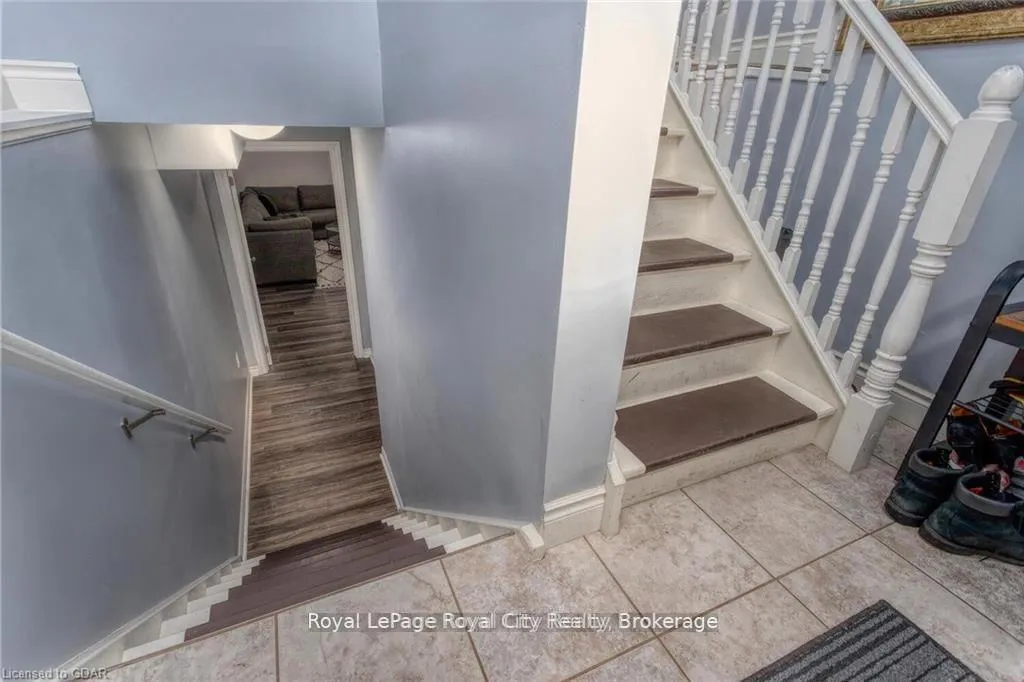 Photo 4 of Unit Lower, 515 Main Street S, Guelph/Eramosa, Rockwood — HOMEH