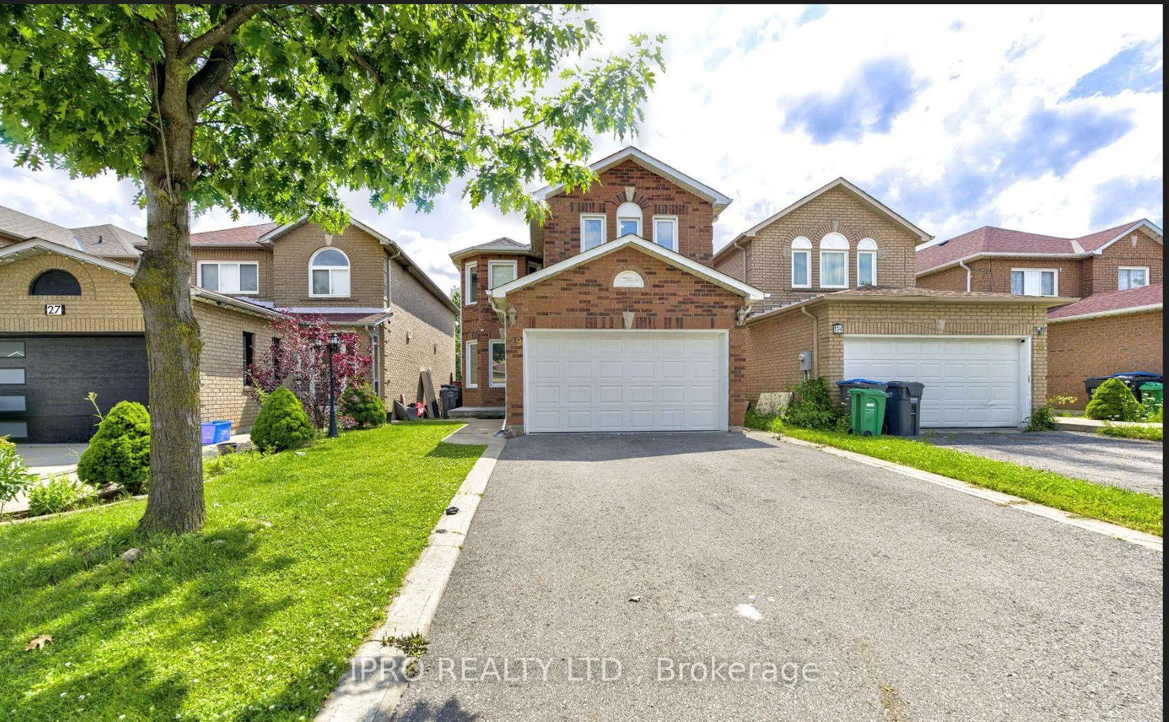 Photo 1 of 29 Canarvan Court, Brampton, Fletcher's Creek South — HOMEH