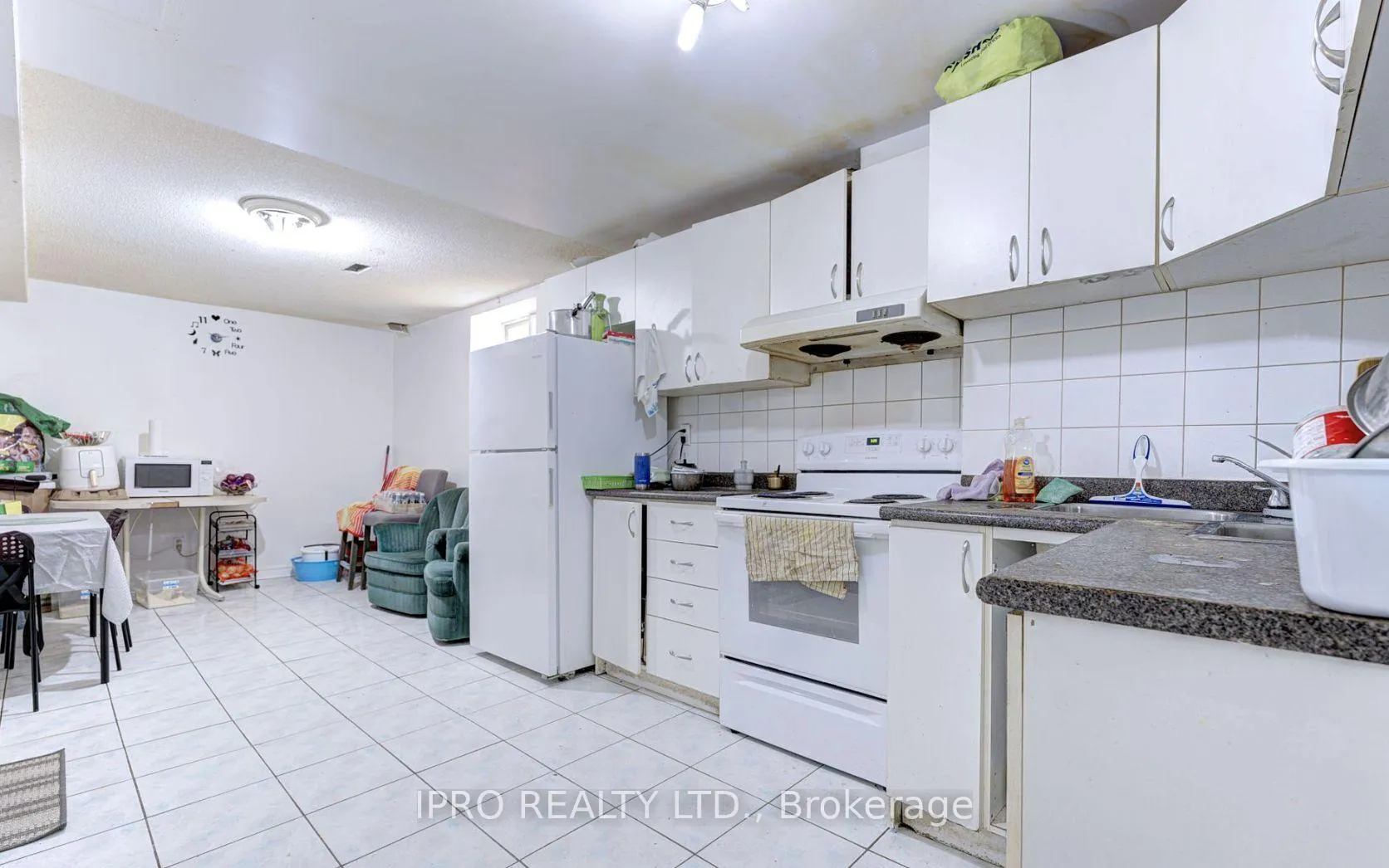 Photo 2 of 29 Canarvan Court, Brampton, Fletcher's Creek South — HOMEH